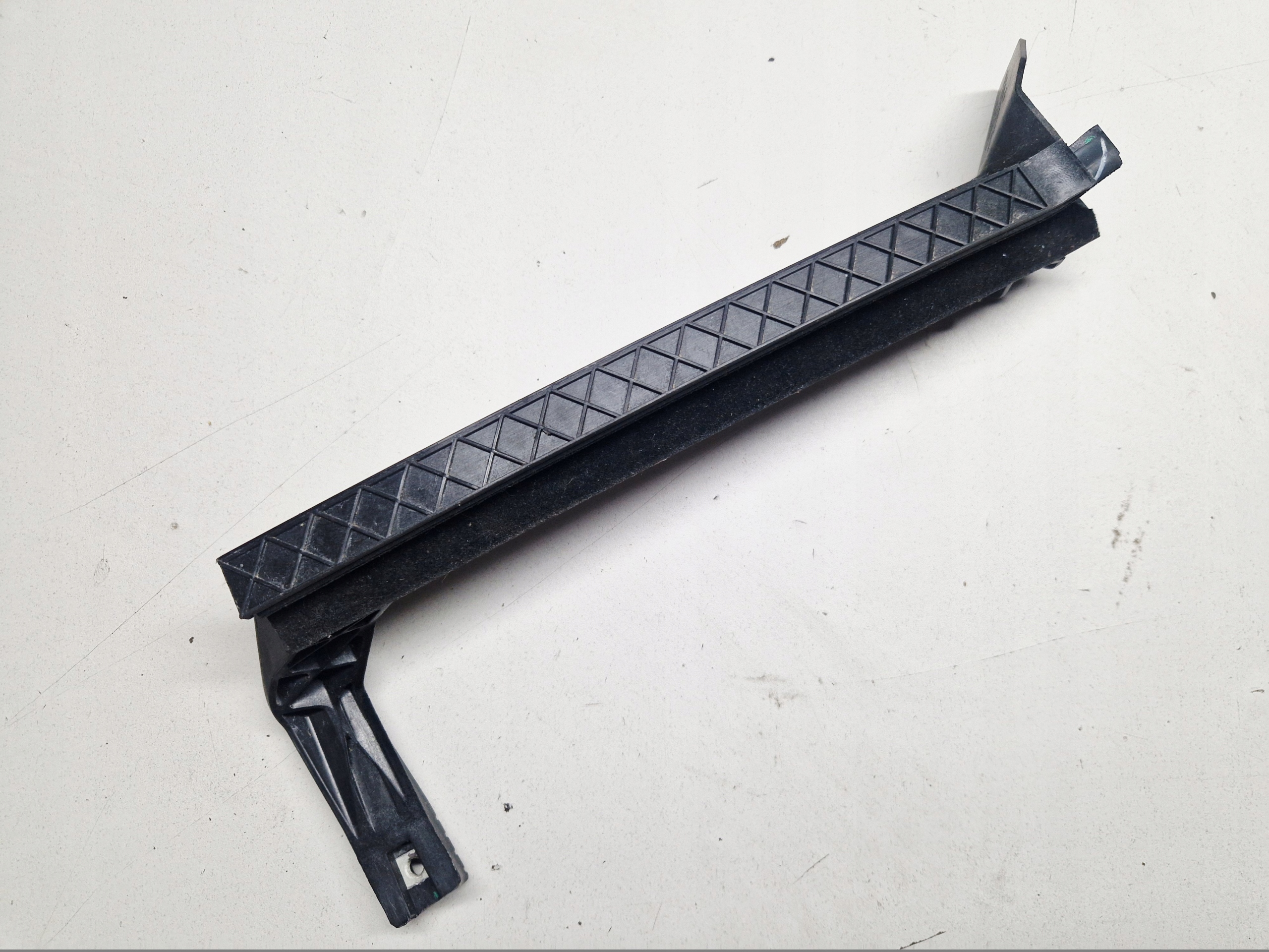 FORD KA PROWADNICA Fenster E4B5A263A66AA