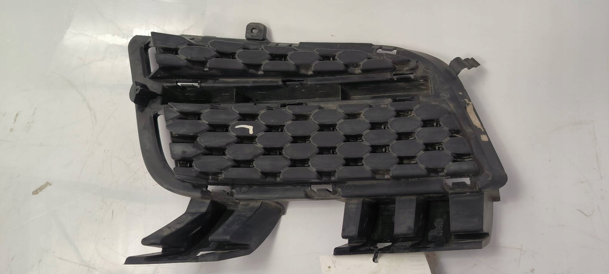 grid of a bumper front GX73-8B290-AA JAGUAR XE X760 2.0 D