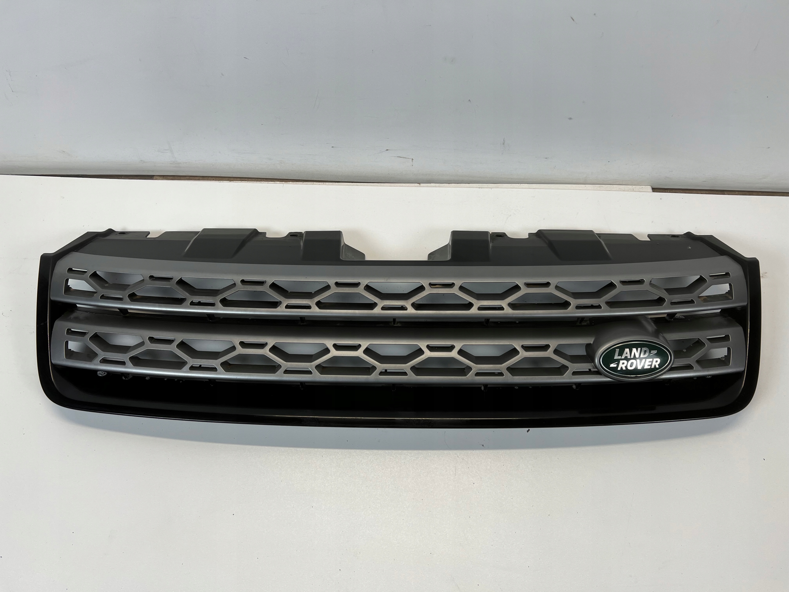 LAND ROVER DISCOVERY SPORT L550 GRILL ANTRAPA ZDERZAKA