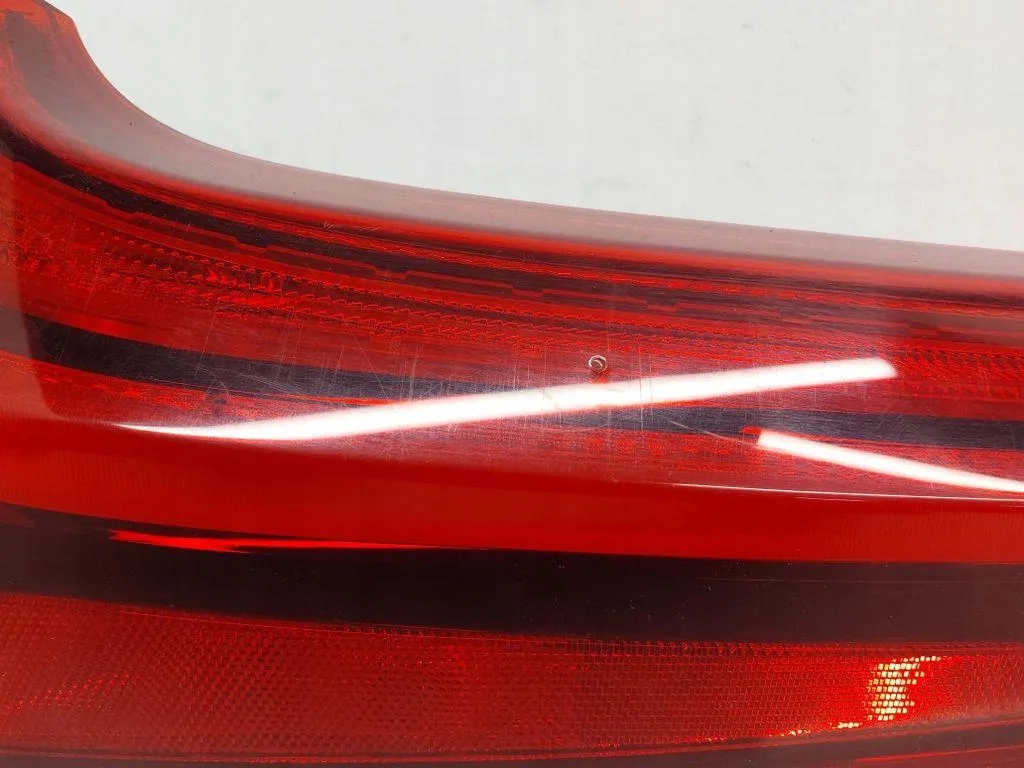 фонарь правый kia SOUL II (PS) 92402K0 0.0л бензин 97kW 2020