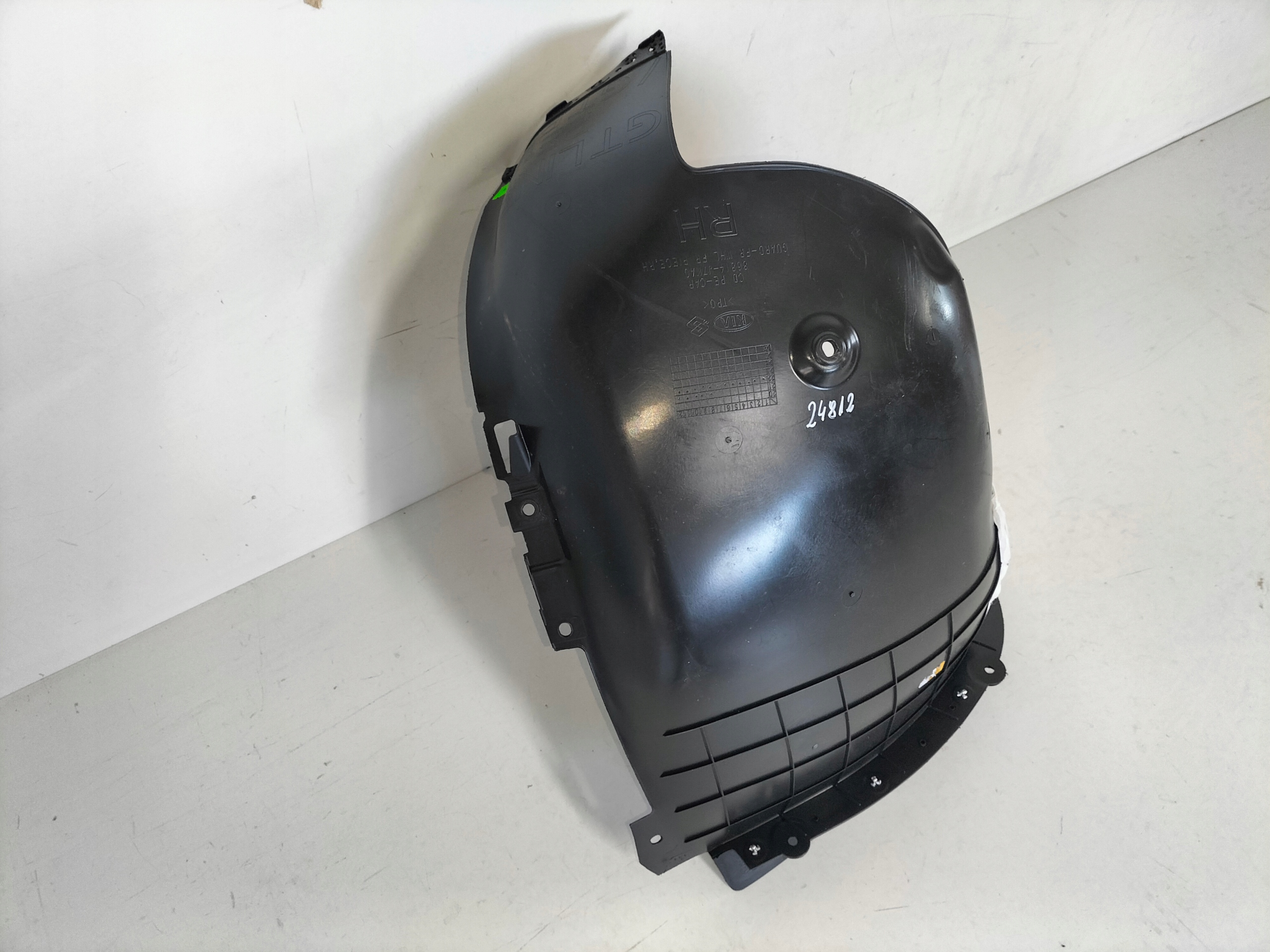 mudguard front right KIA CEED III LIFT 21- GT