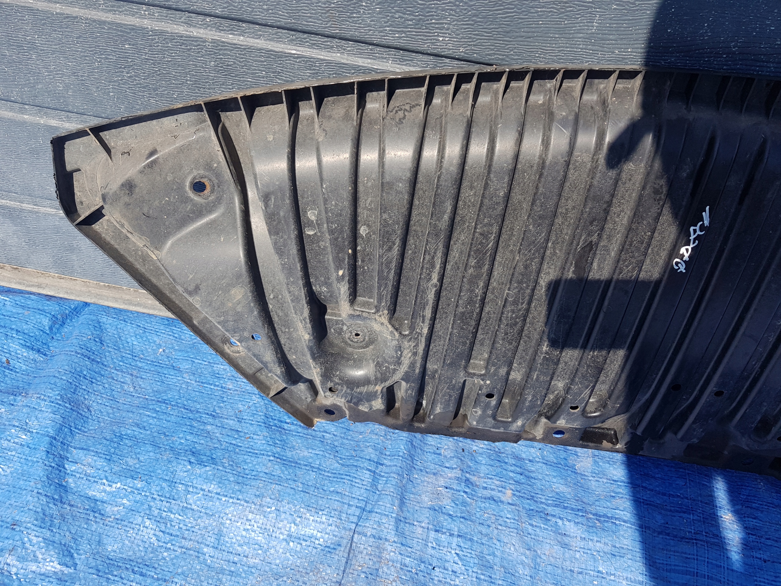cover cover below engine bumper MERCEDES W207 2075200623