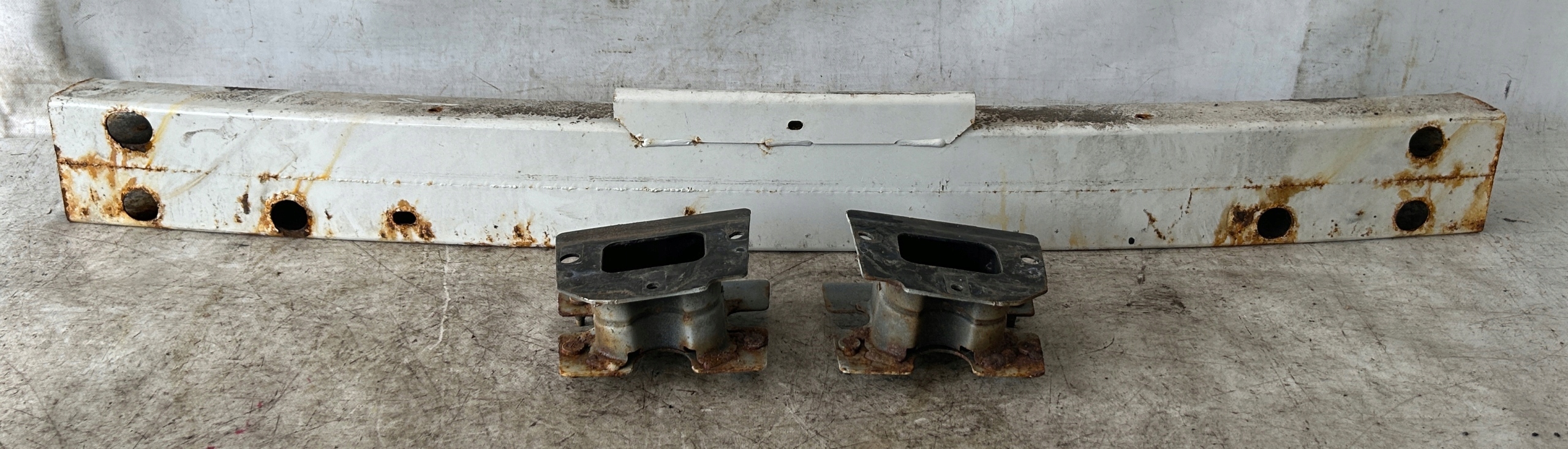 bumper support rear part STREFY NISSAN MAXIMA A35 09