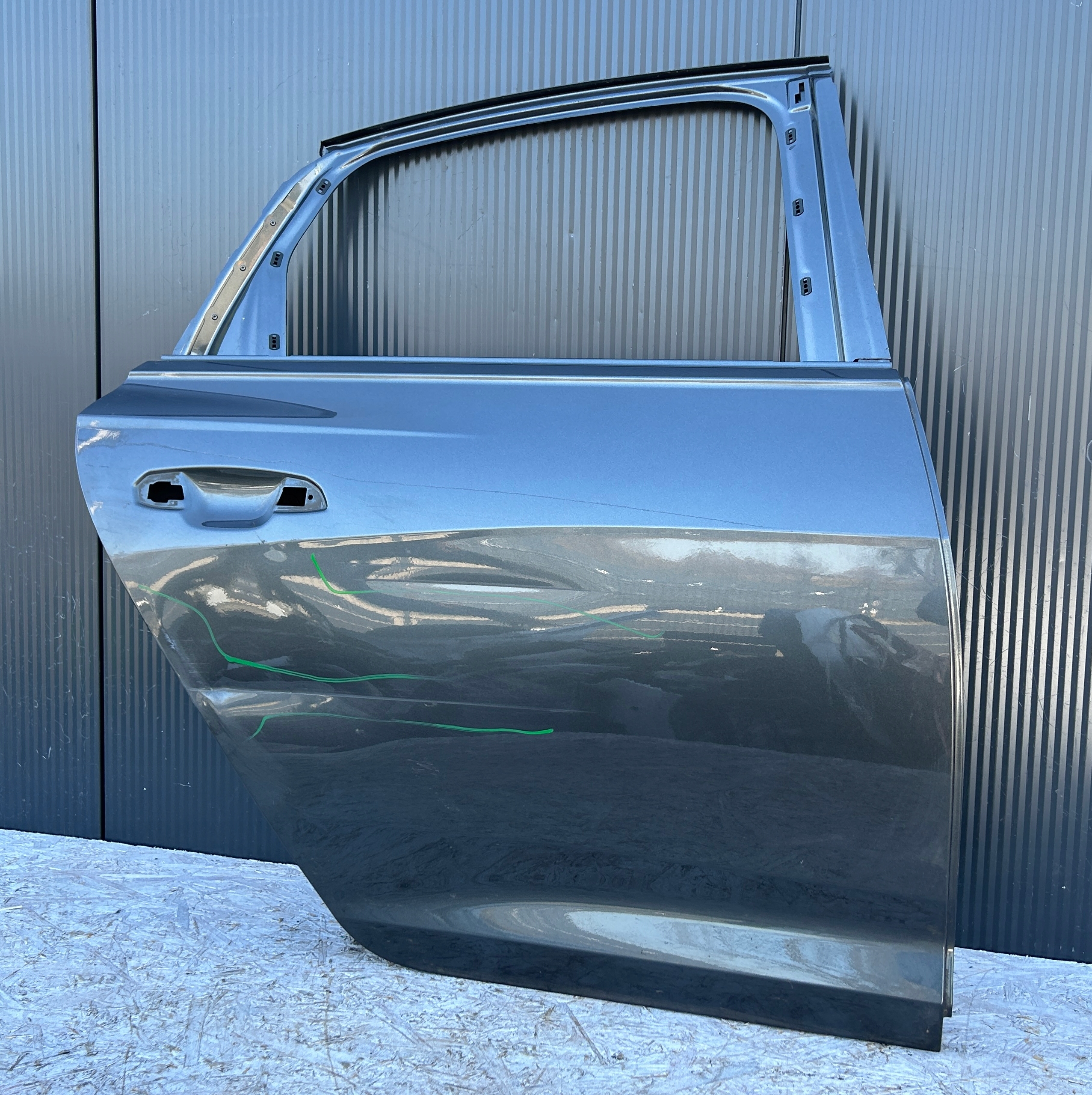 door right rear part rear. AUDI A6 C8 sedan