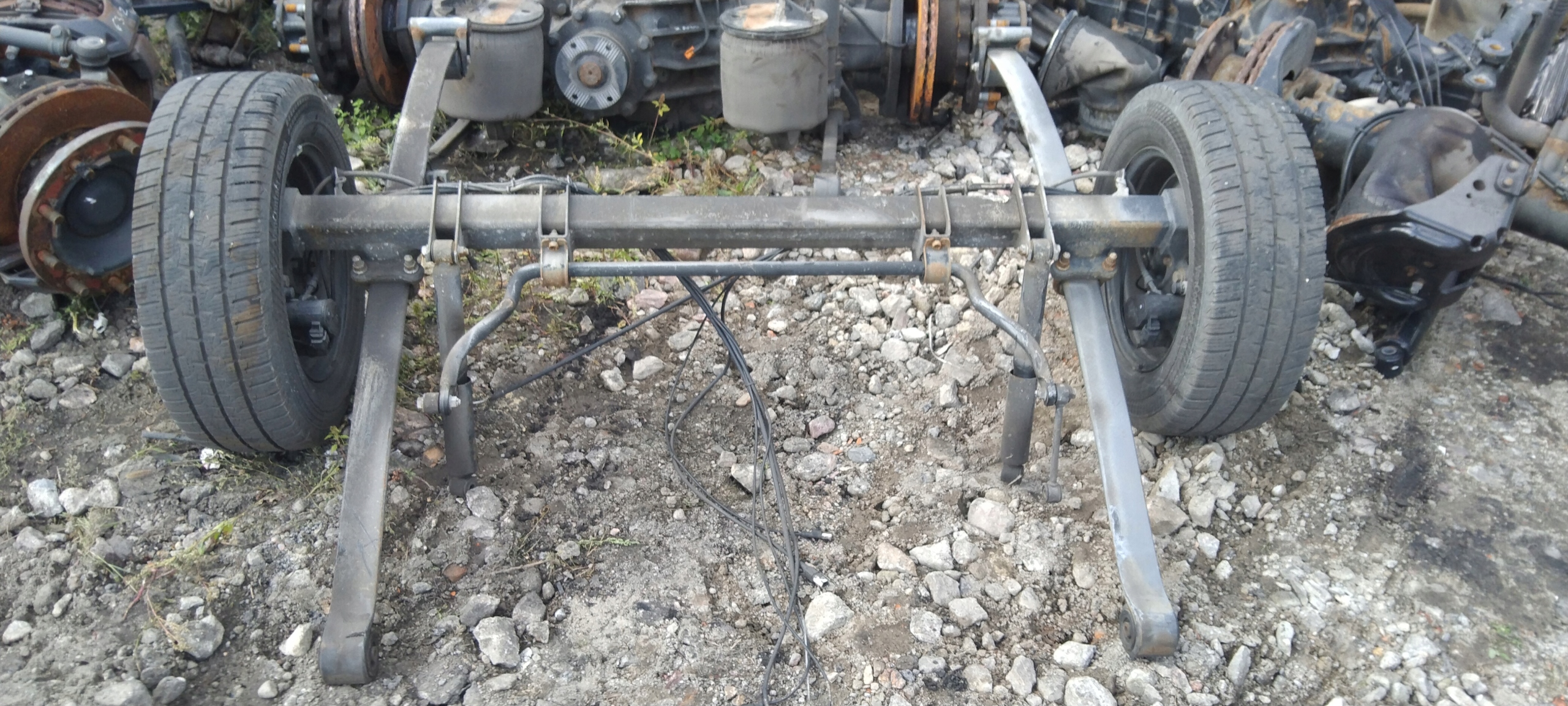 BELKA OŚ ZAWIESZENIA TYŁ KOMPLE SPRINTER W910