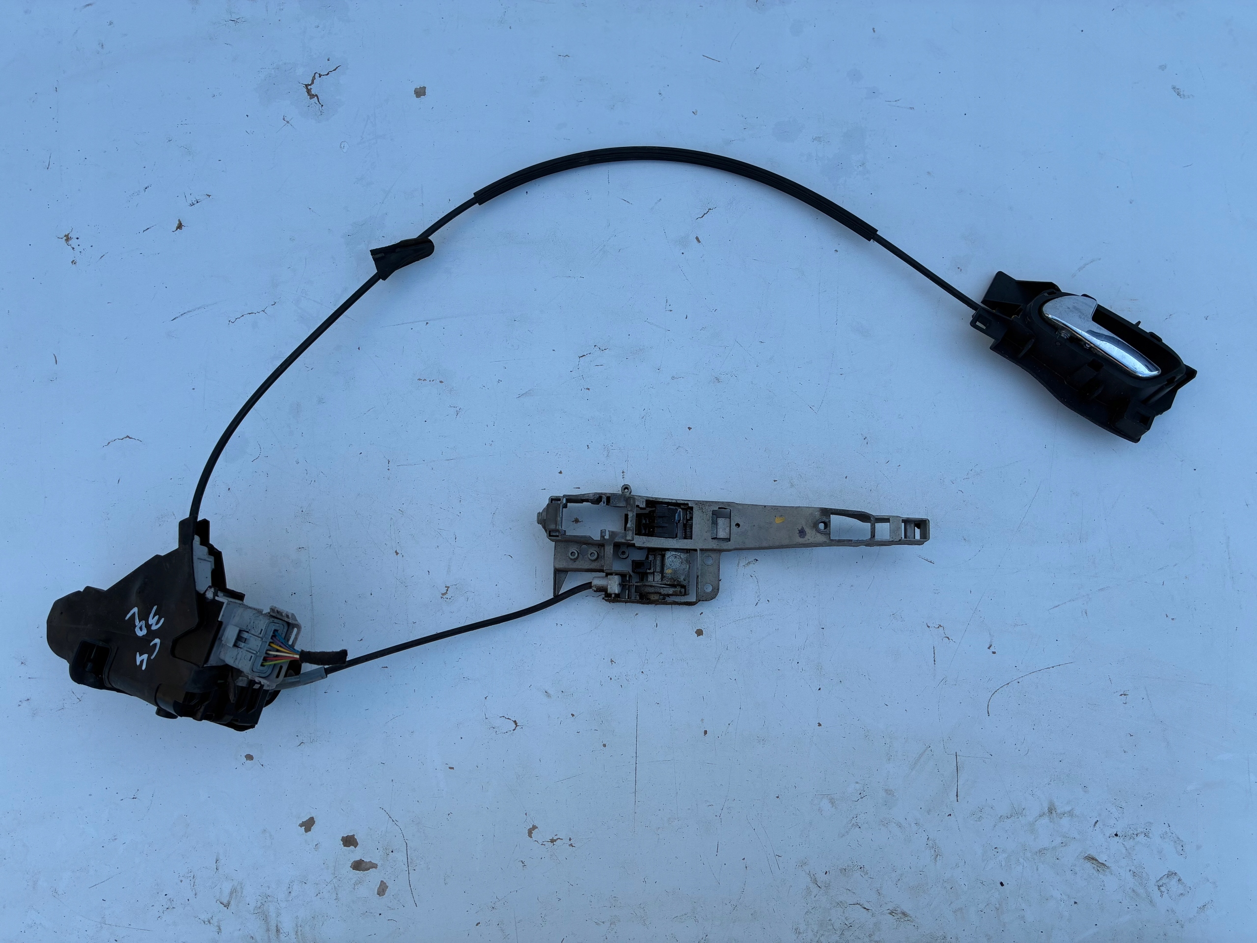 lock door driver´s left front Citroen C4 and 6PIN 3drzwi 04-08r.
