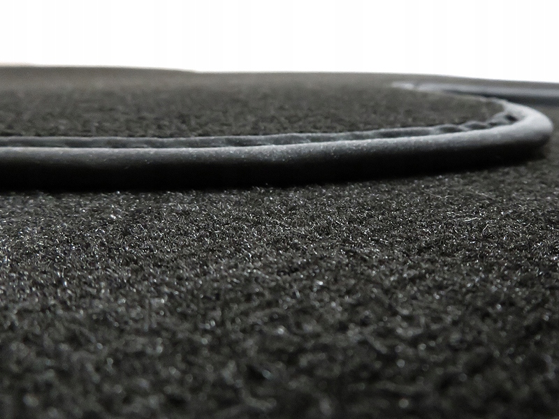 TOYOTA COROLLA VERSO II Dywanik welurowe COMFORT Weight with packaging 4 kg