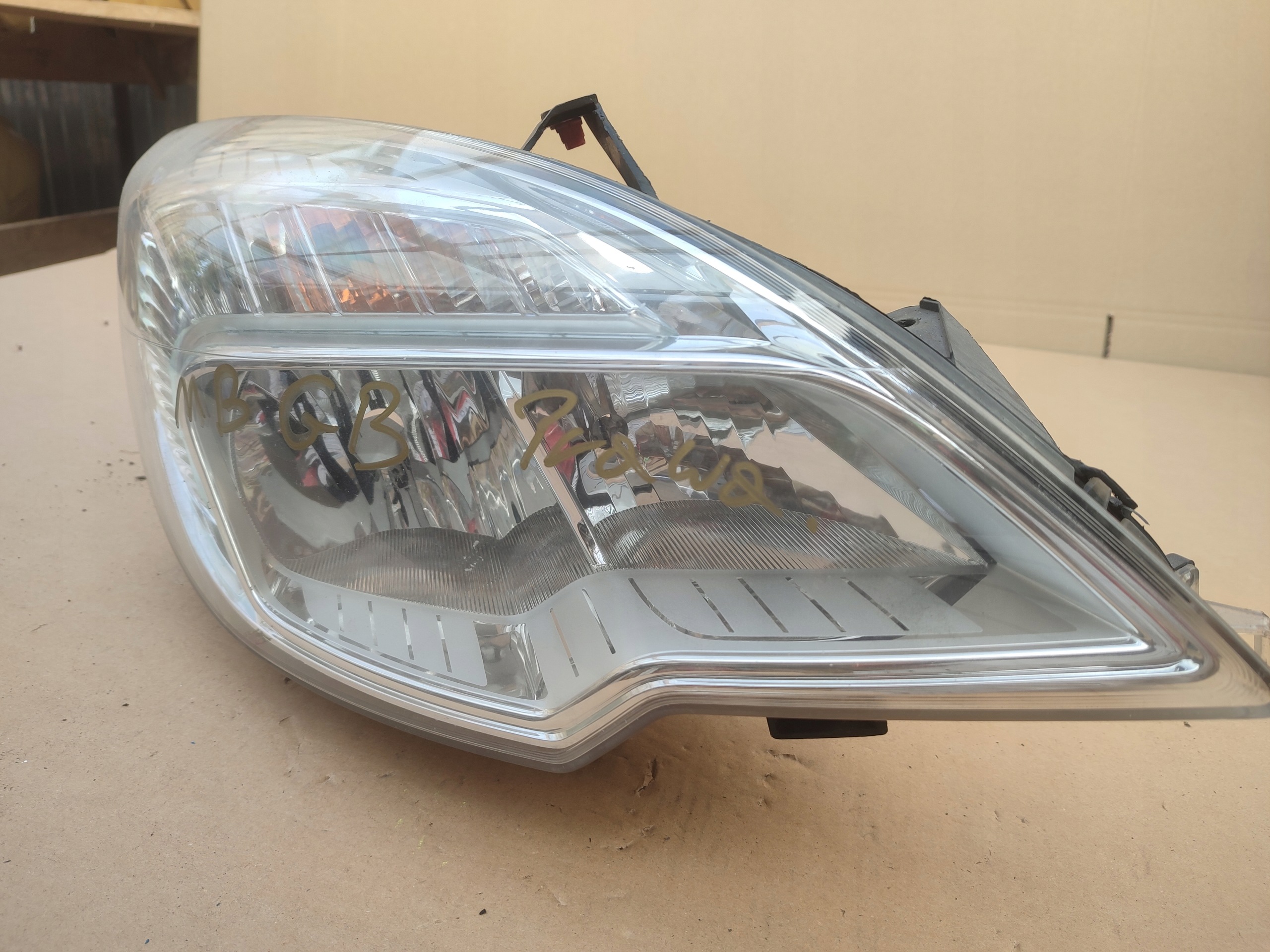 light right front right front OPEL MERIVA B UK ANGLIK 13253632