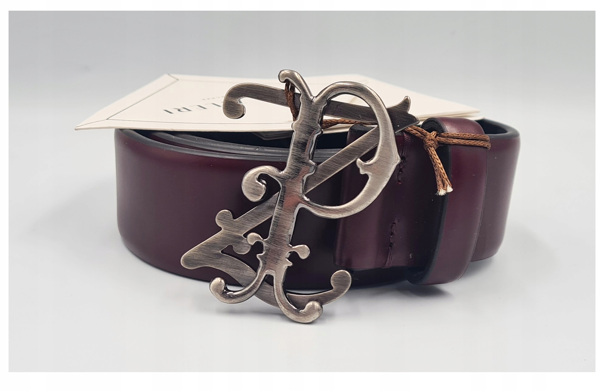 vel. Pal Zileri P300Y540R-B2630 z roku 1995