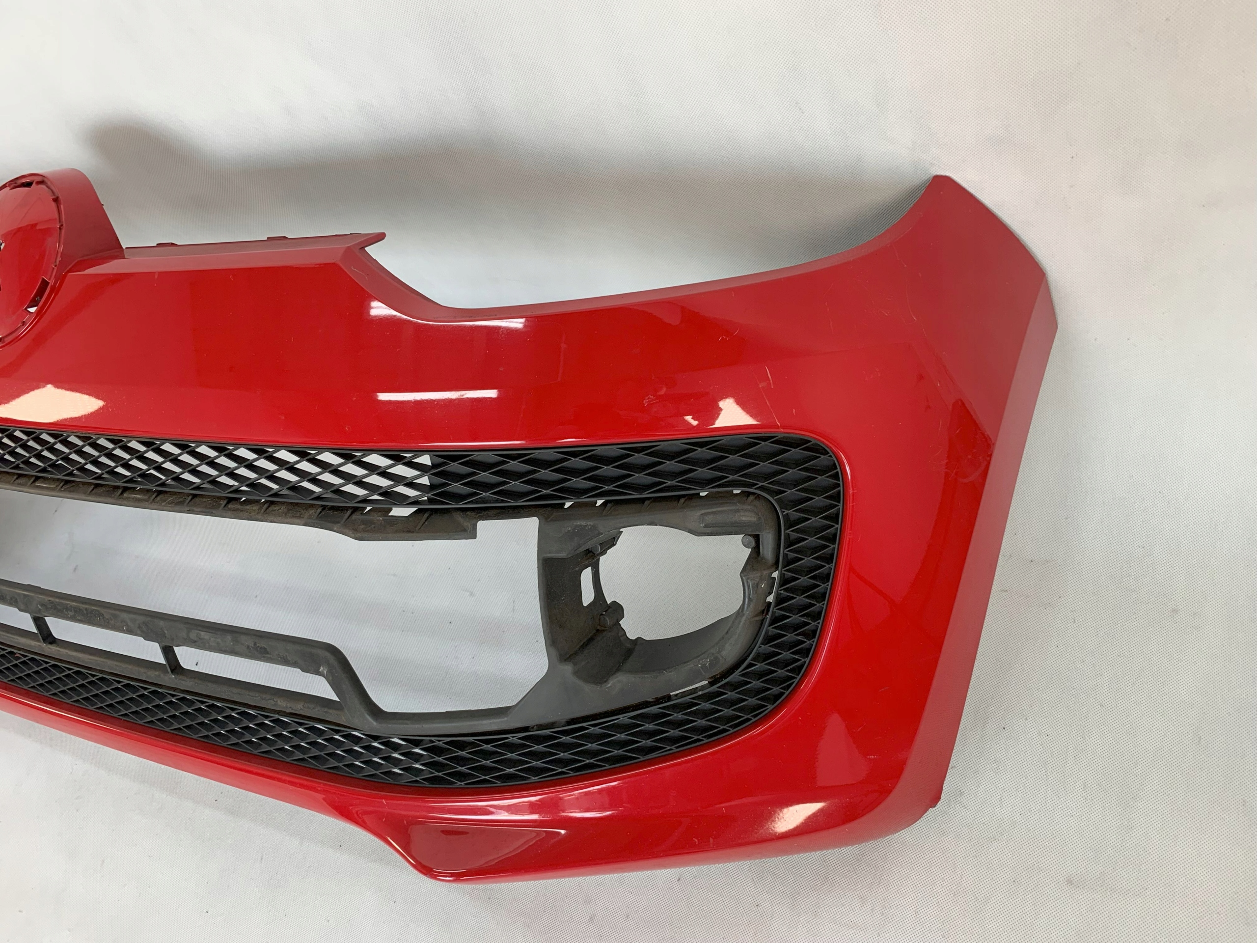front bumper Volkswagen Up 11-16r 1S0807221D 05.25