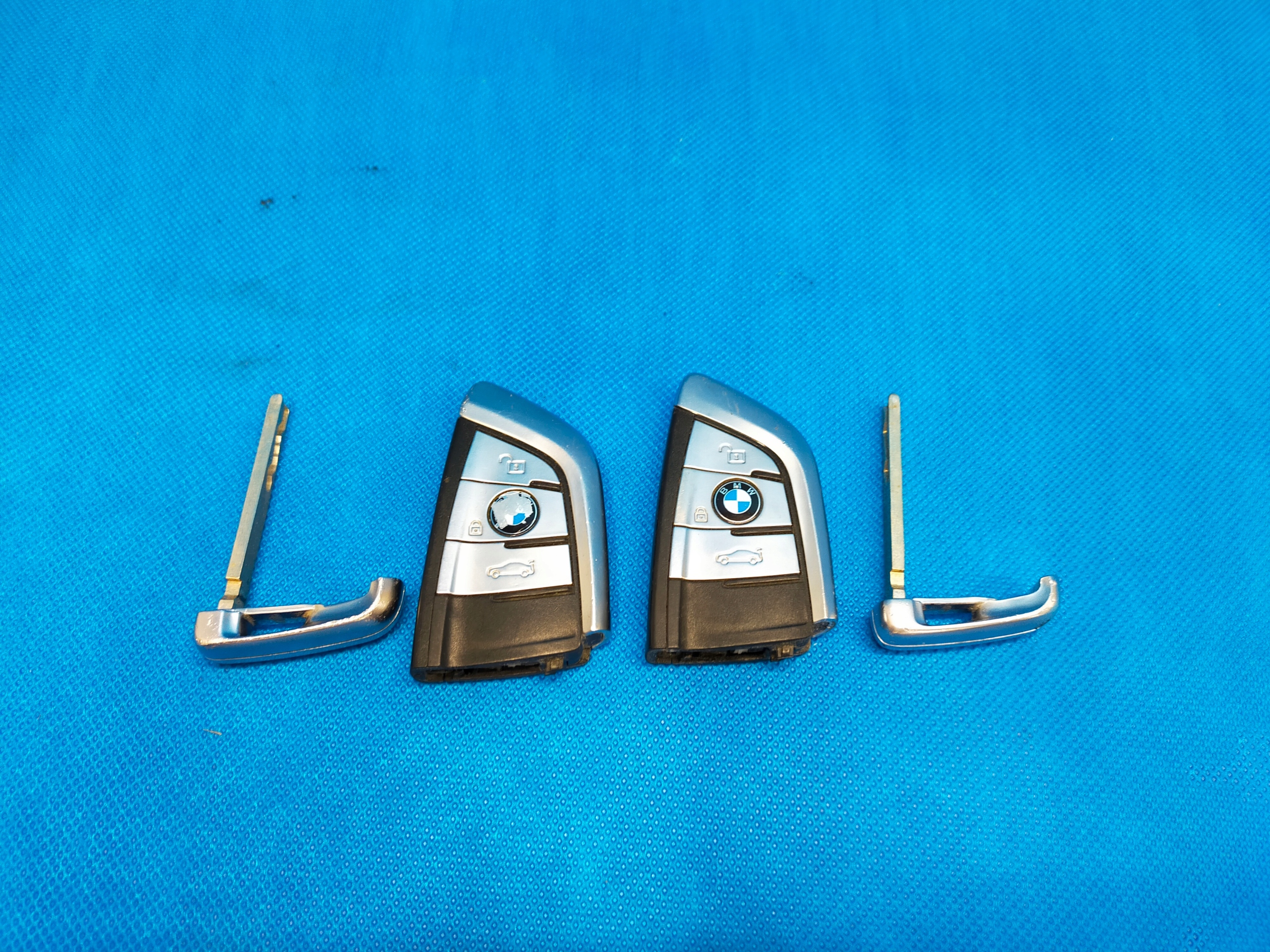 BMW X5 F15 2014 R XDRIVE 30 D 190KW PILOT KLUCZYK Z BDC 7409076 Typ samochodu 4x4/SUV Samochody osobowe