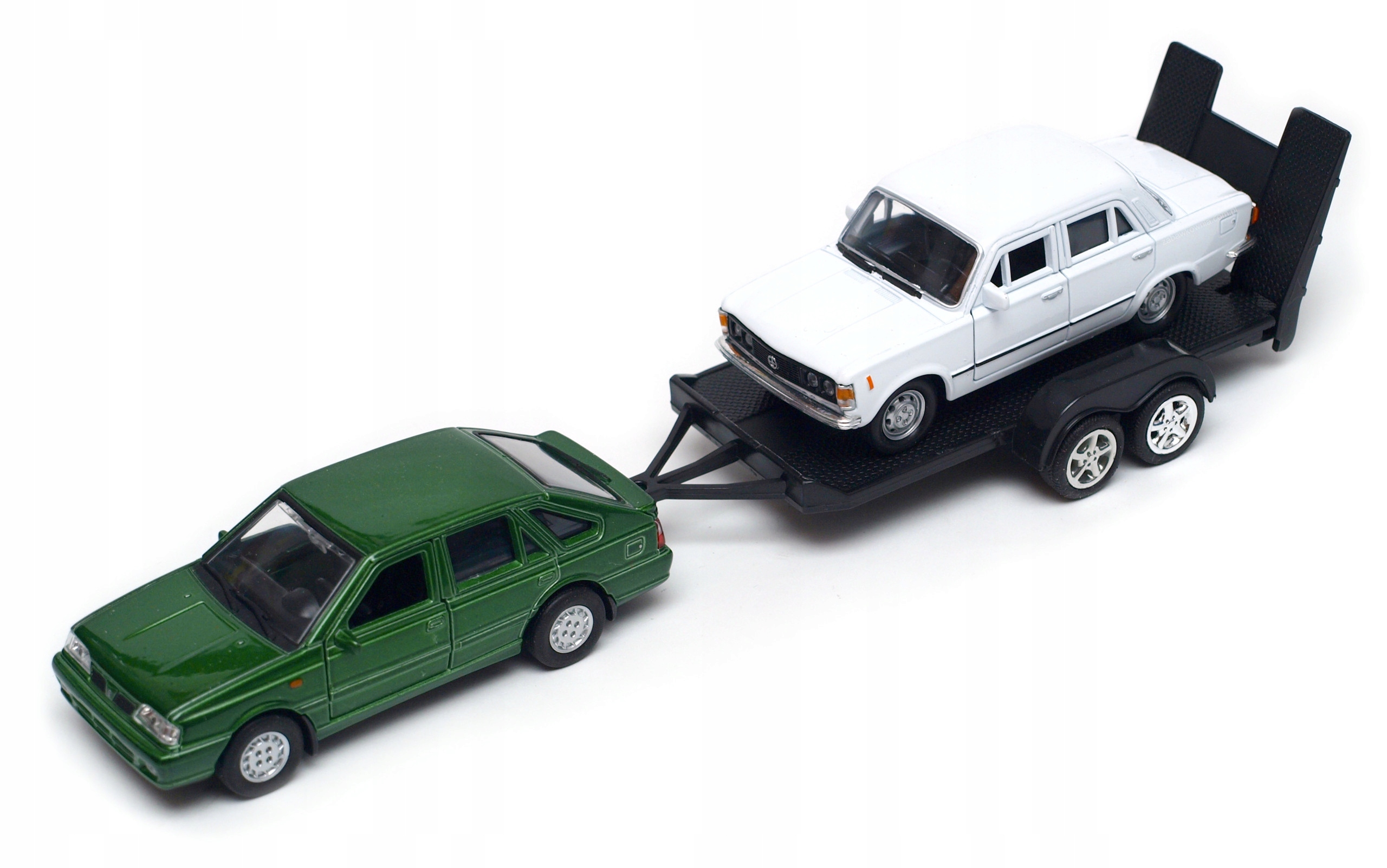 Polonez Fiat 125p odtahovka legendy Prl