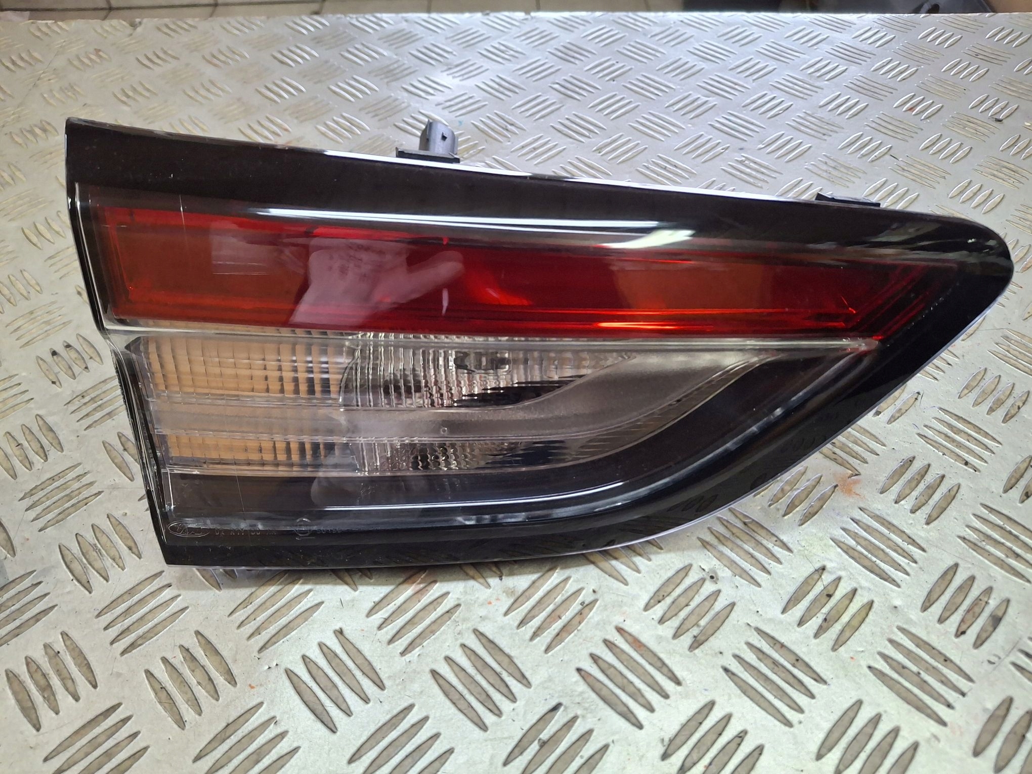 light rear left LED for the bonnet FORD KUGA III MK3 2019R->