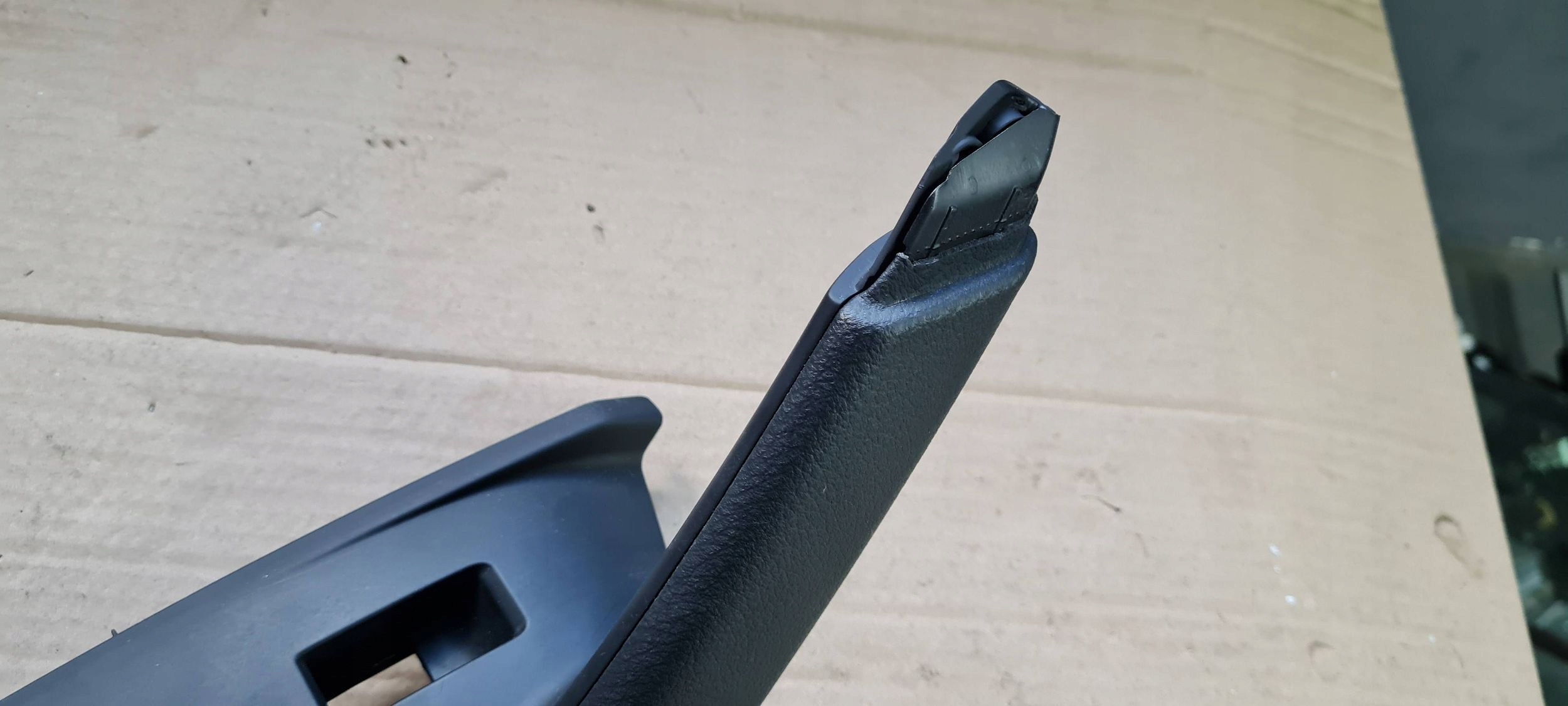 A6 C8 4K handle armrest door left rear part 4K0867373