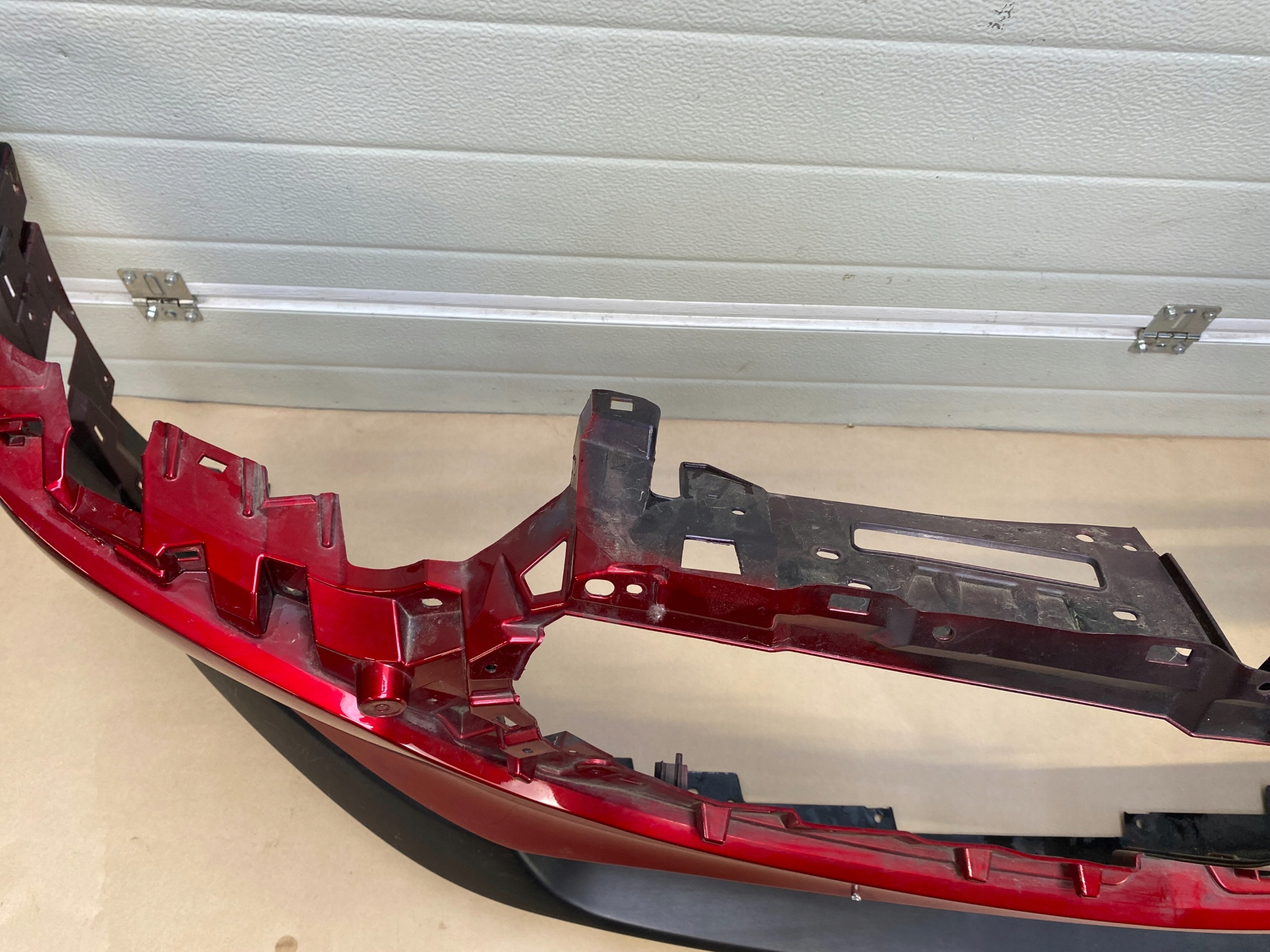 MAZDA CX30 CX-30 ZDERZAK PRZÓD PRZEDNI DGH9-50031 Numer katalogowy części DGH9-50031 MAZDA OE