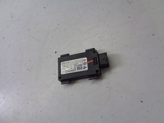 Датчик зад MEGANE V E-TECH 284N07780R