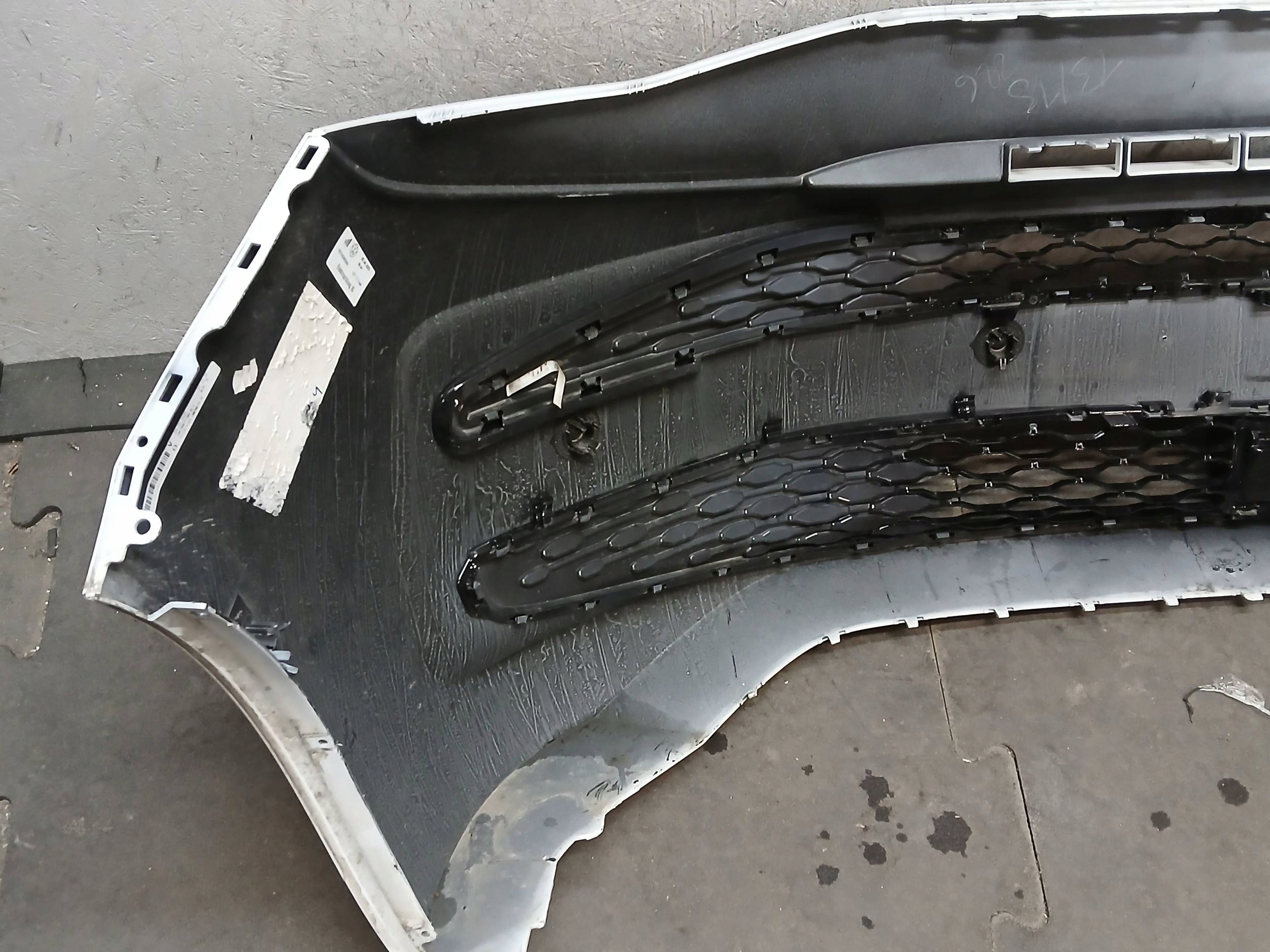 Stoßstange vorne VW T7 T-7