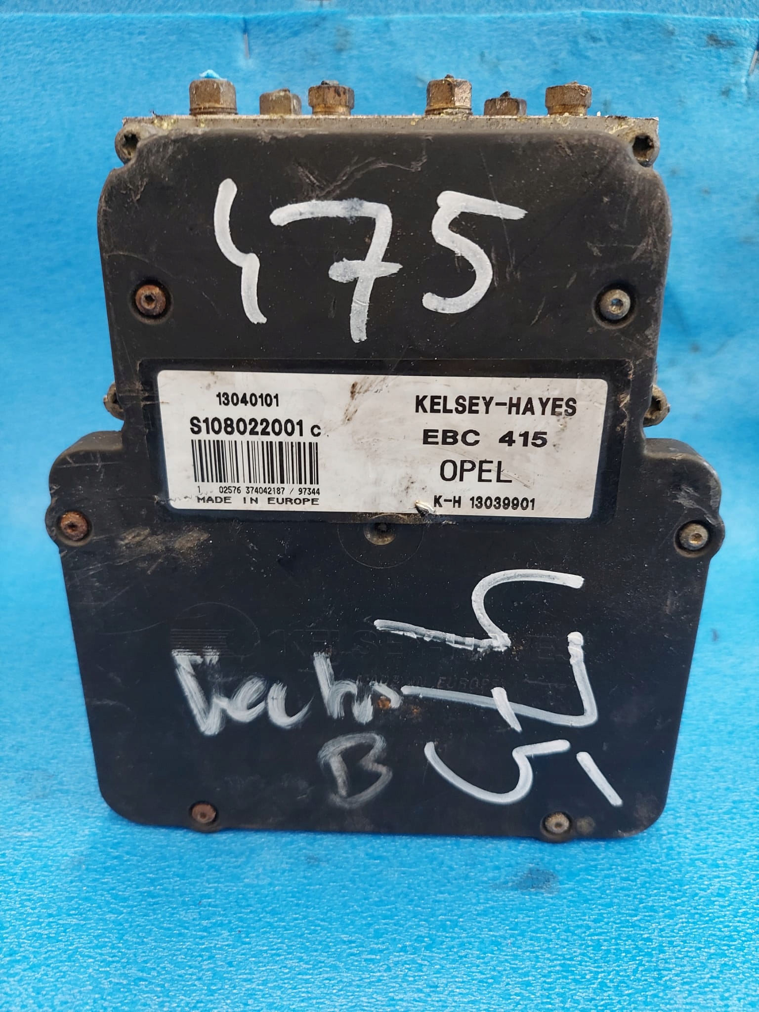 насос ABS opel VECTRA B 13040101