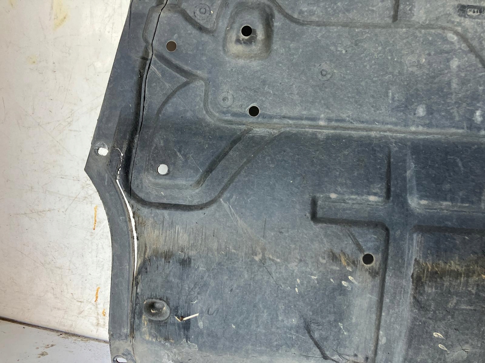 cover cover lower below engine SKODA FABIA III 6C0825235A