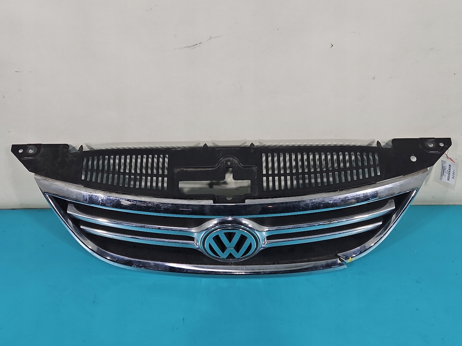 VW Tiguan Kühlergrill FRONTGRILL Kühlergitter 5N0853651 - Thumbnail 7