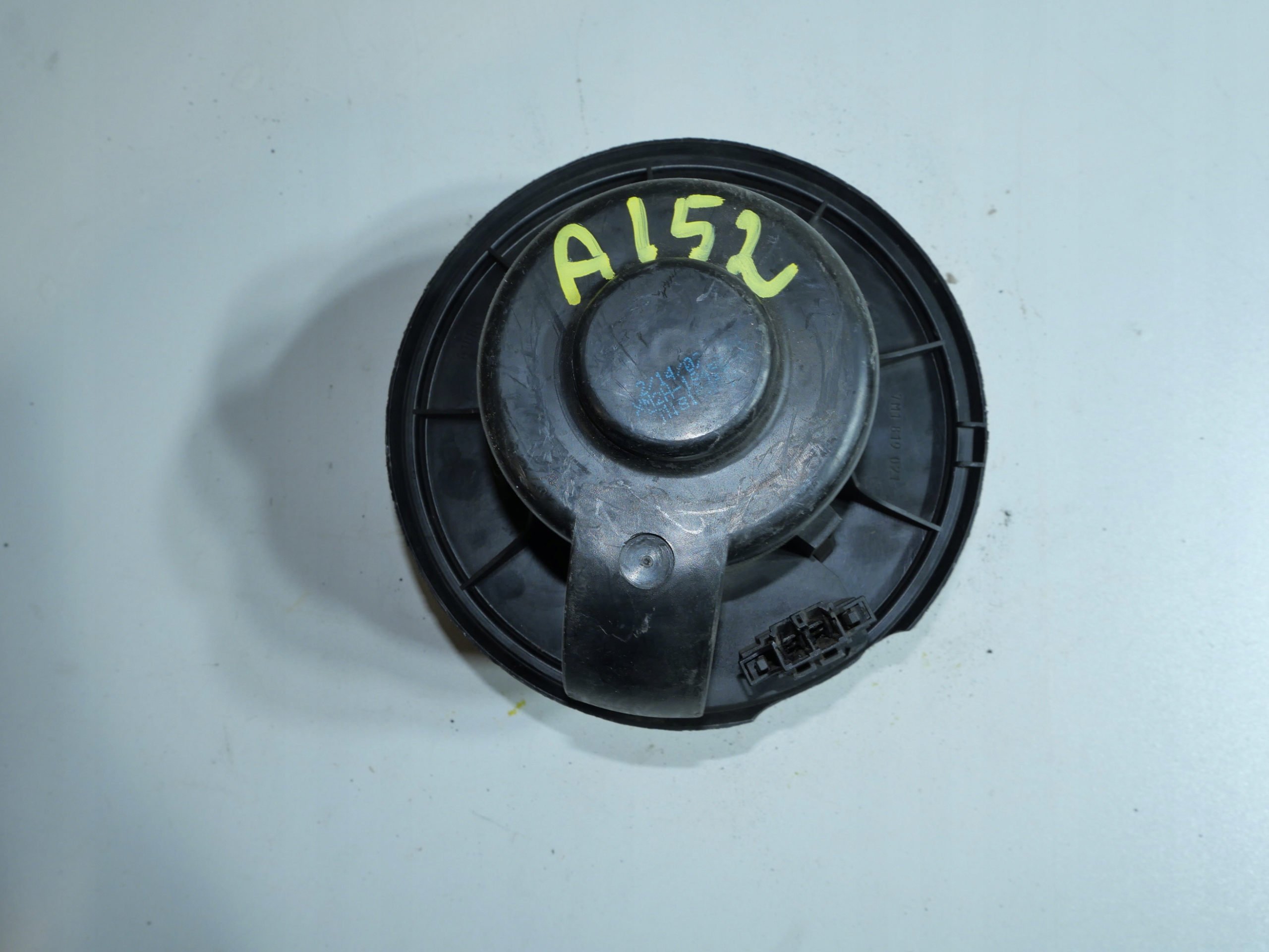 ventilátor tOPENÍ VW SHARAN a 7M1819021