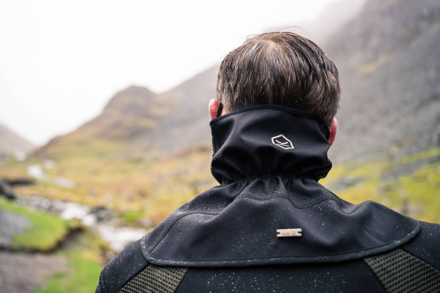 KOMIN KOŁNIERZ WIATROODPORNY WODOODPORNY KNOX NECK TUBE BLACK Kolor czarny