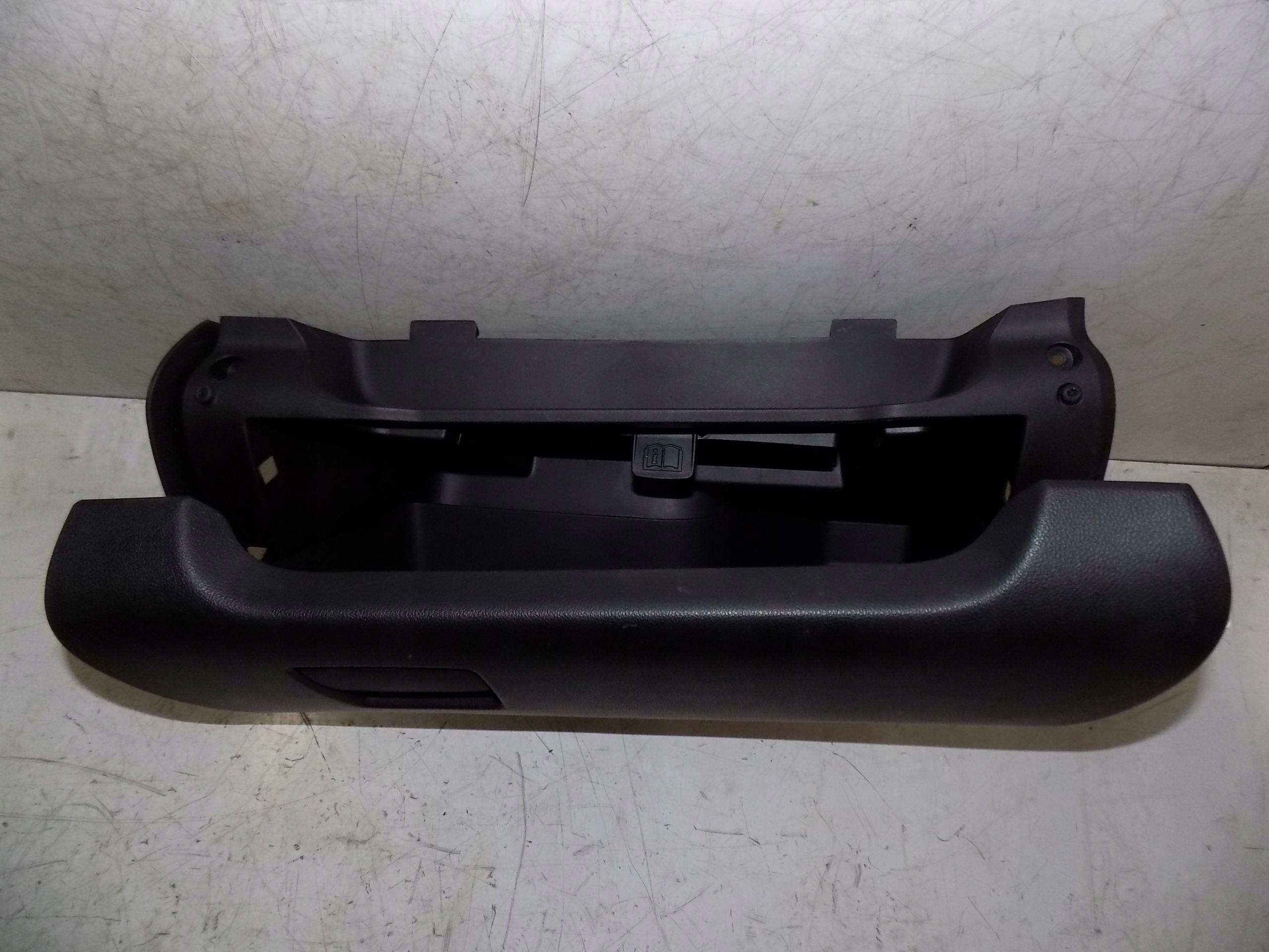бардачок пассажира opel Meriva B 2010- европа
