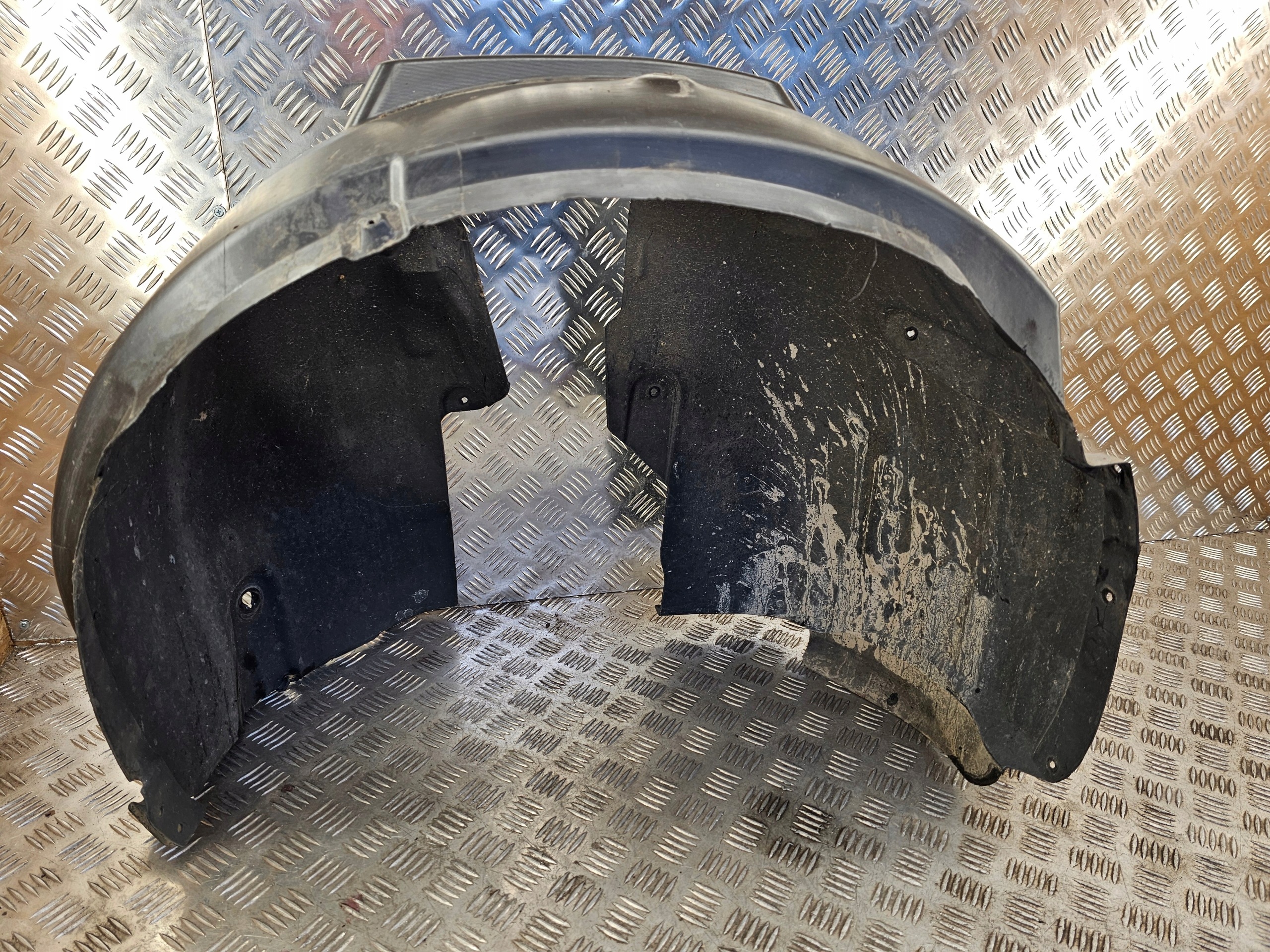 mudguard right front right AUDI A3 8V 8V0821172