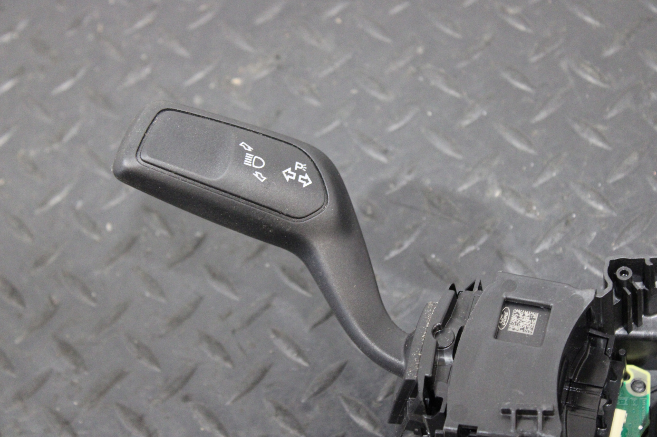 DEVIO LUCI DEVIO indicatori di direzione tergicristalli FORD TRANSIT COURIER MK2 2024