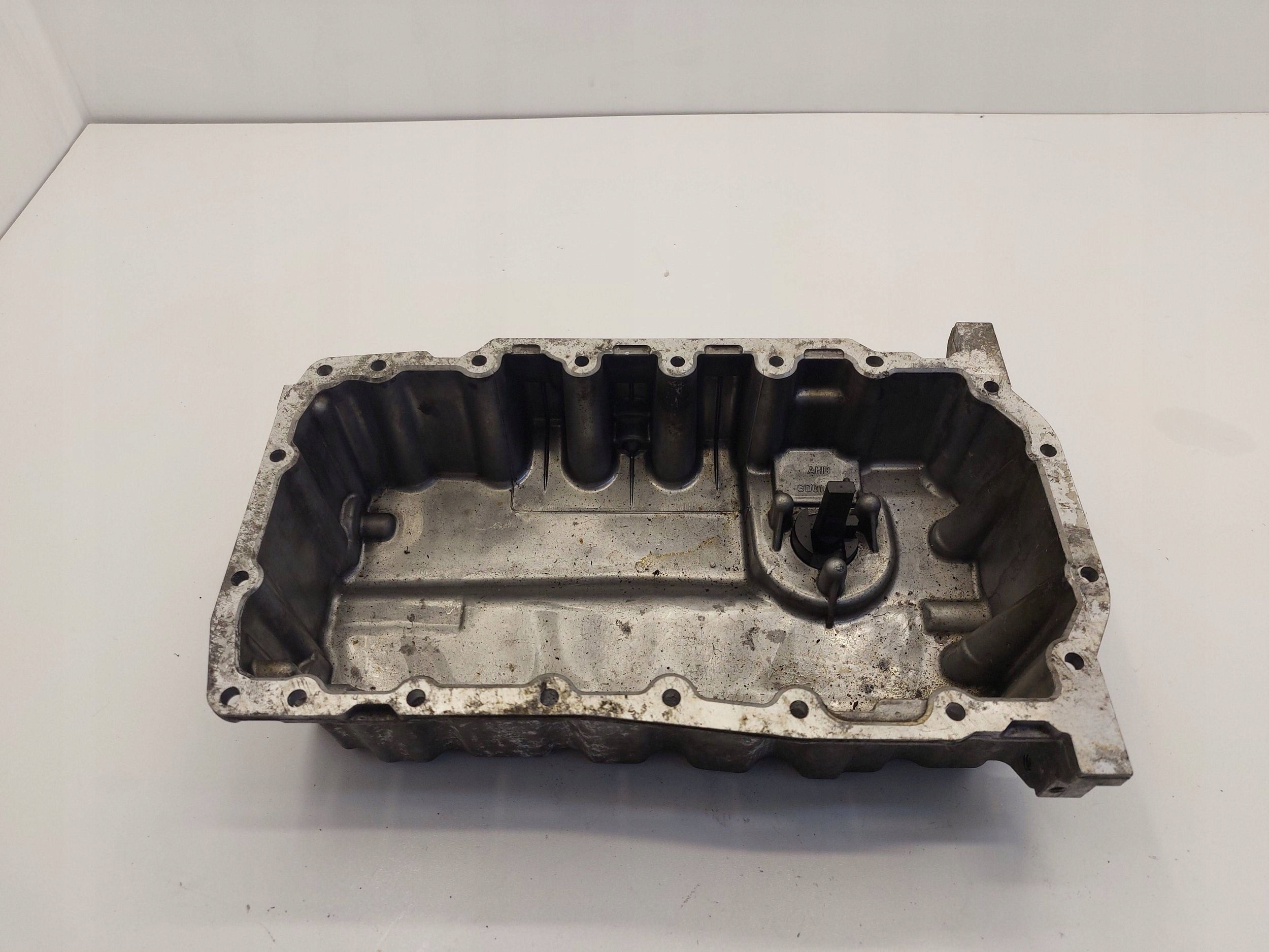 VW GOLF V PASSAT B6 TOURAN 2.0 TDI Ölwanne Sensor 03G103603Q