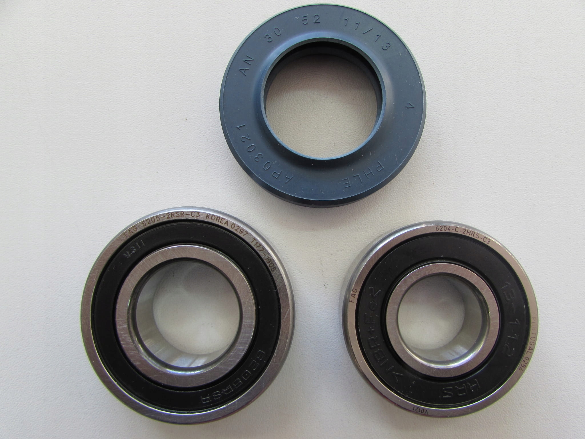 ZESTAW NAPRAWCZY ŁOŻYSKA+SIMMERING DO PRALKI CANDY C1 145-84 Kod producenta ZN-AMICA 2