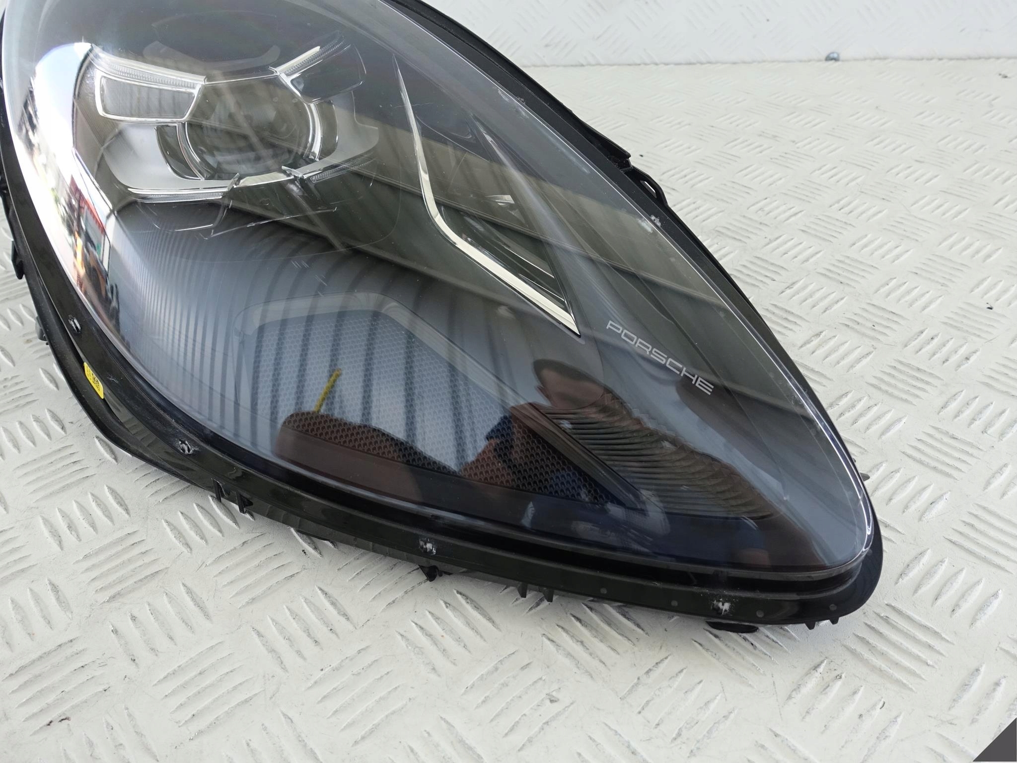 PORSCHE MACAN 95B LIFT 18- FULL LED right EUROPA