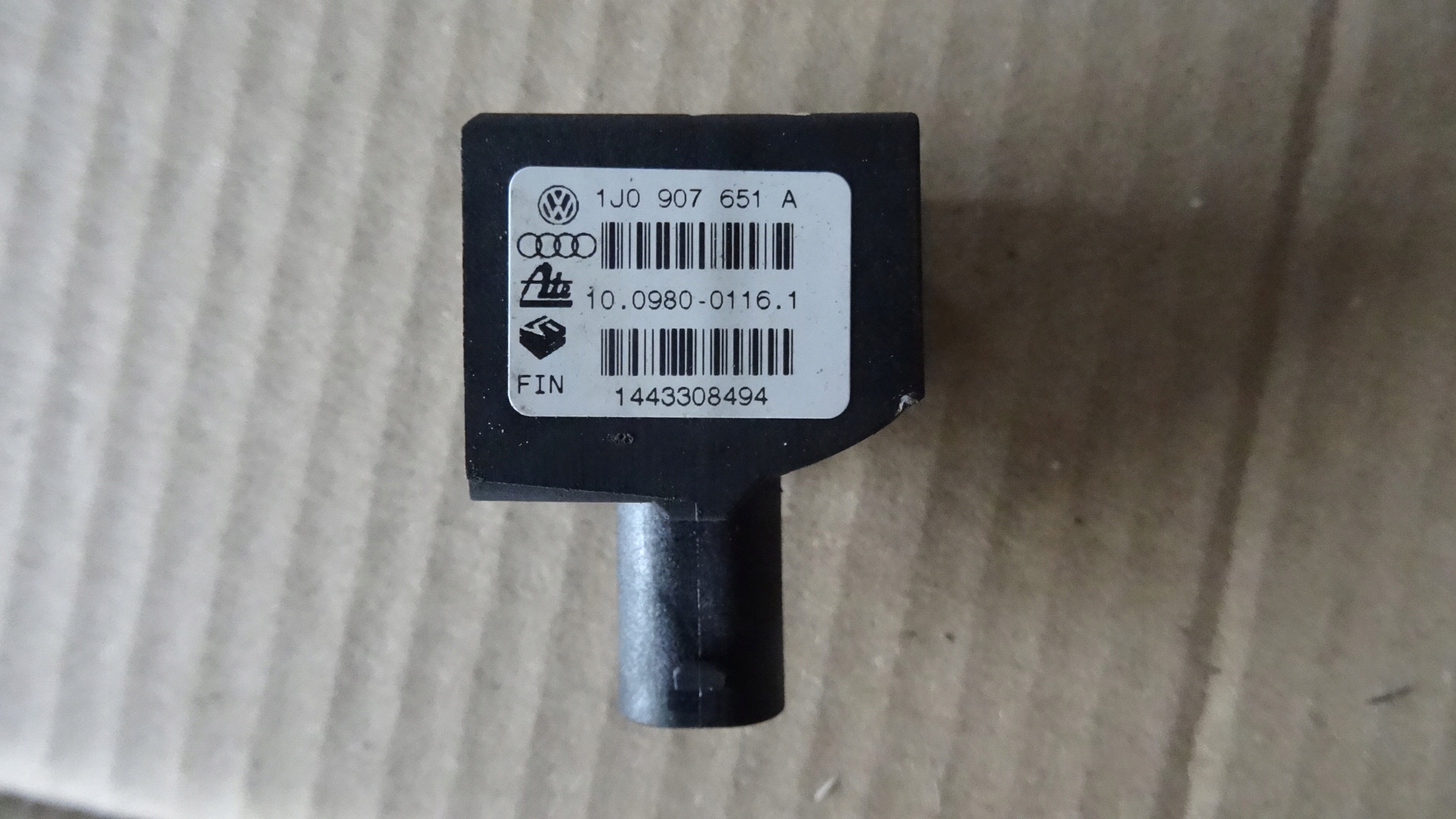 GOLF IV 4 CZUJNIK ESP 1J0907651A Typ samochodu Samochody osobowe