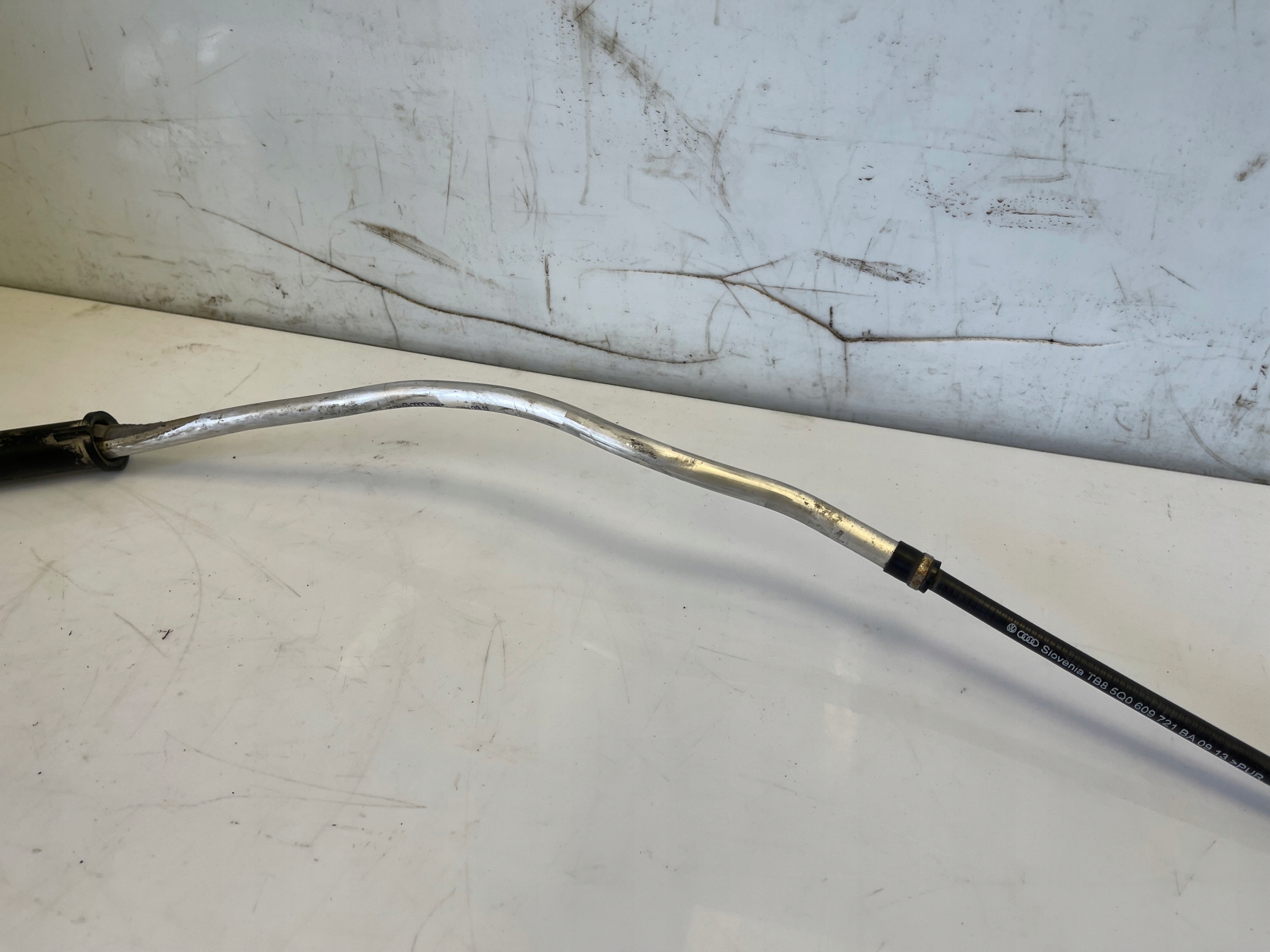 SEAT LEON III lanko elektrická brzda 5Q0609721BA