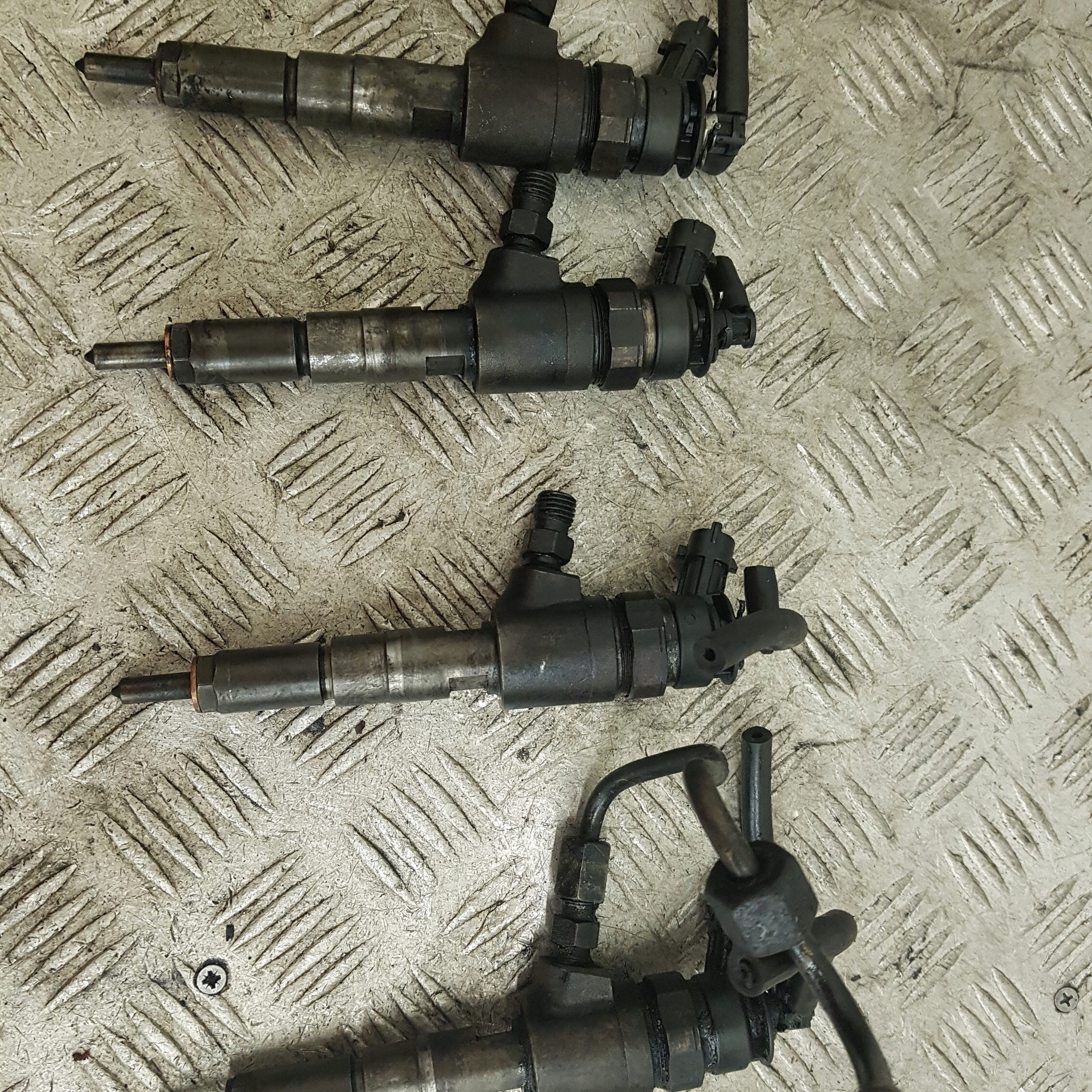 Einspritzdüse Einspritzdüse KOMPLET PEUGEOT 307 0445110075