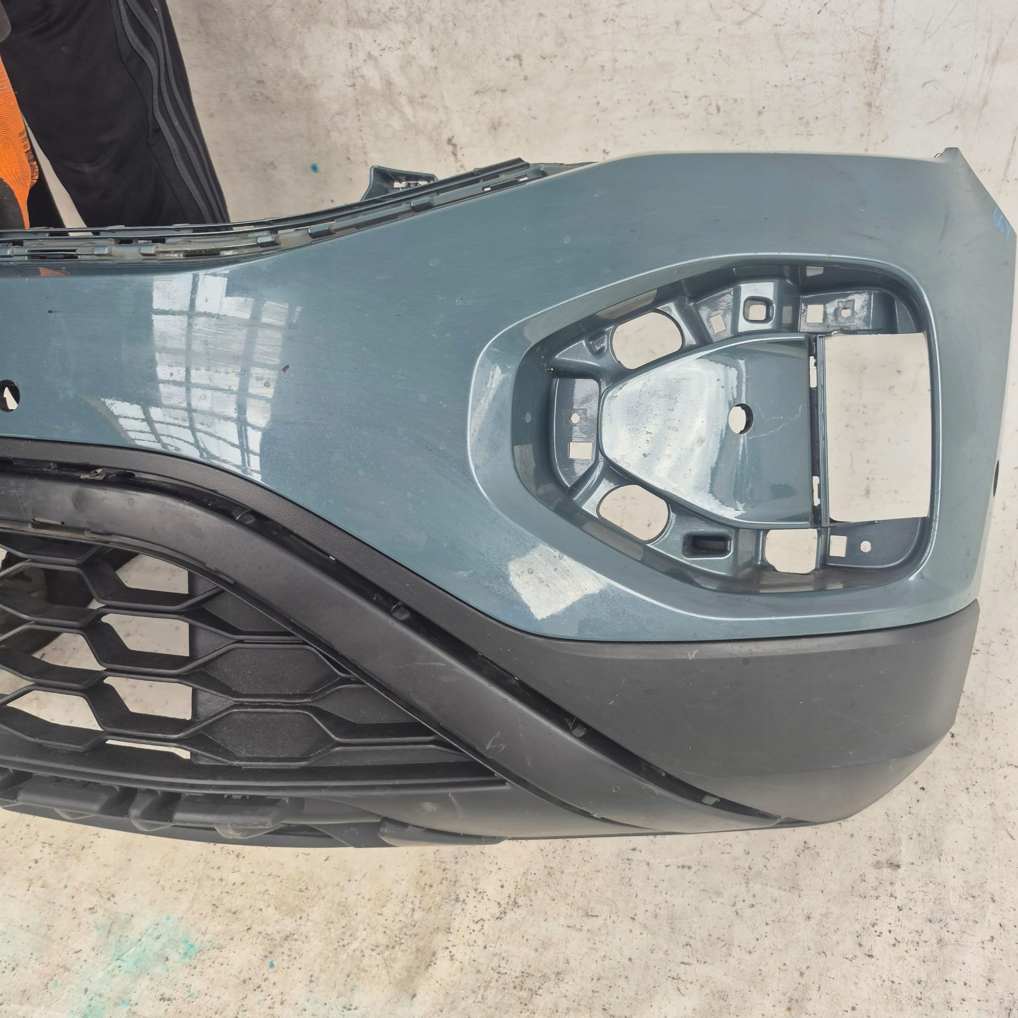 VW T-ROC T ROC LIFT 2GA 21- bumper front front PDC 2GA807217Q