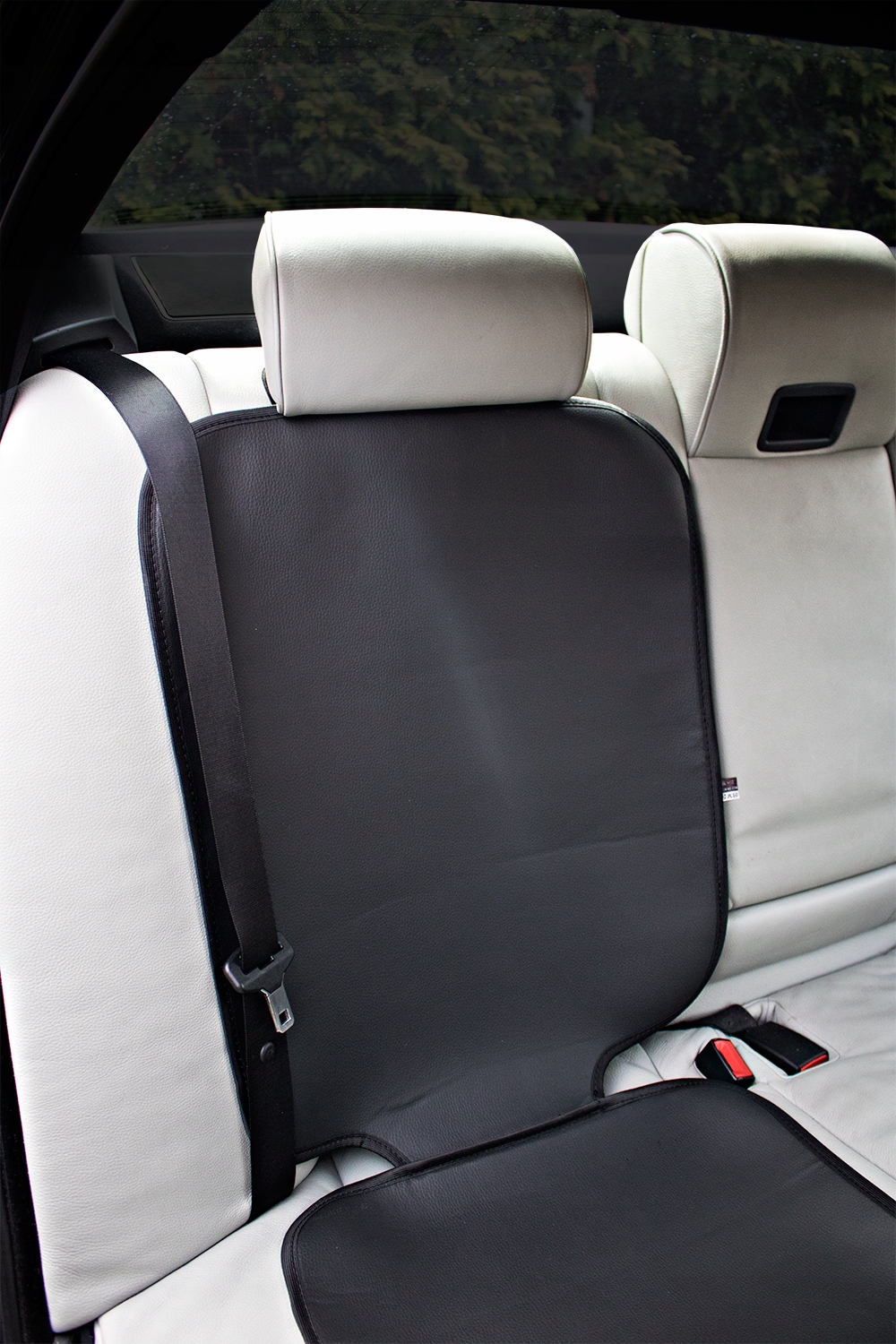 Mata podkładka pod fotelik samochodowy OCHRONNA osłona na fotel OCHRANIACZ Producent Agmi