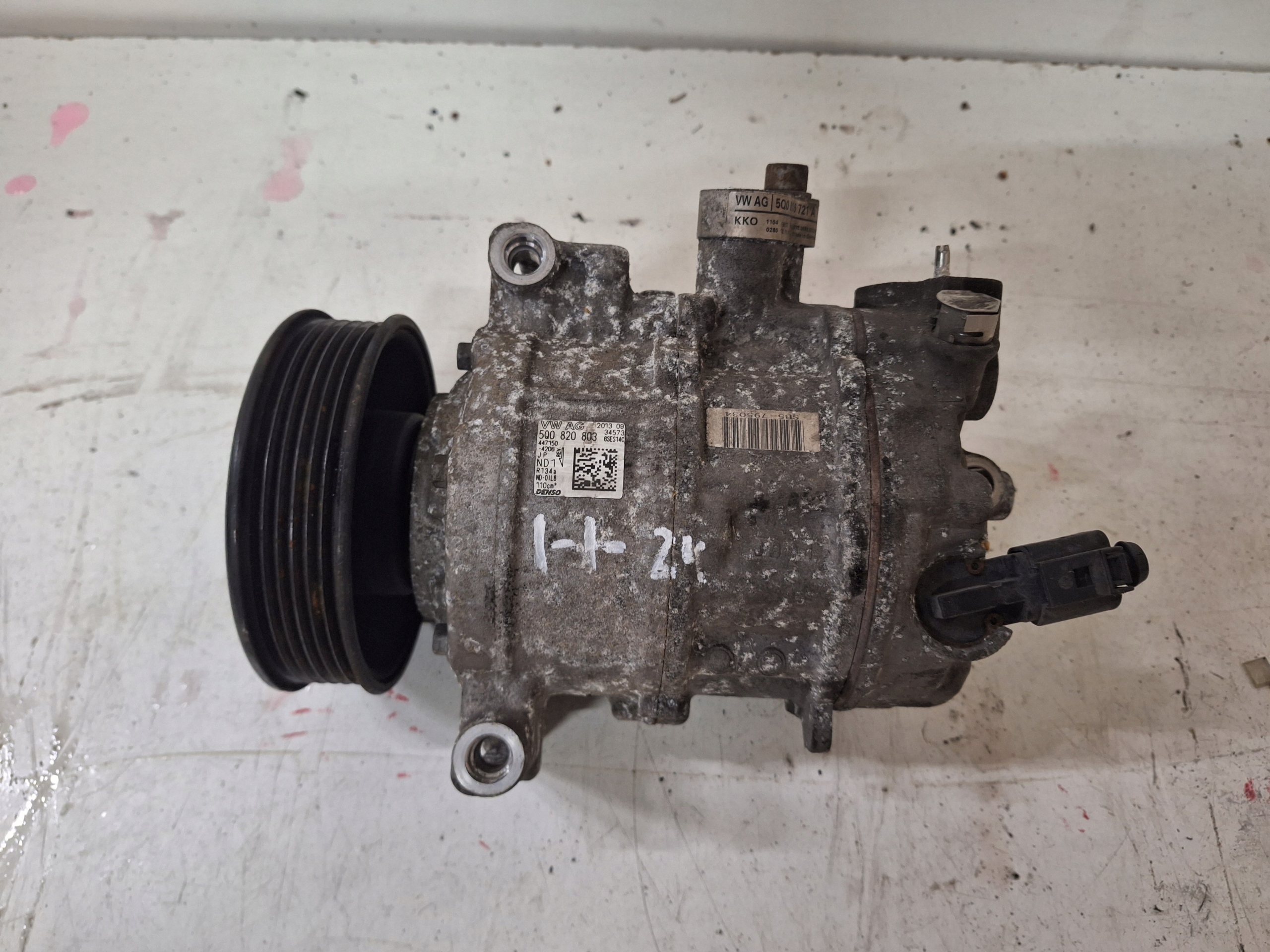 VOLKSWAGEN GOLF VII 12-16 compressor AC 5Q0820803