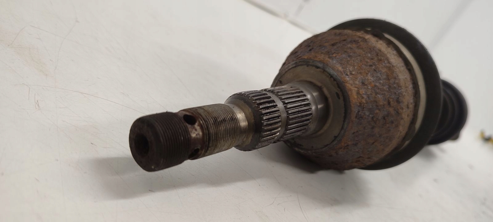 semi-axis right long Opel Meriva B 1,4 16V
