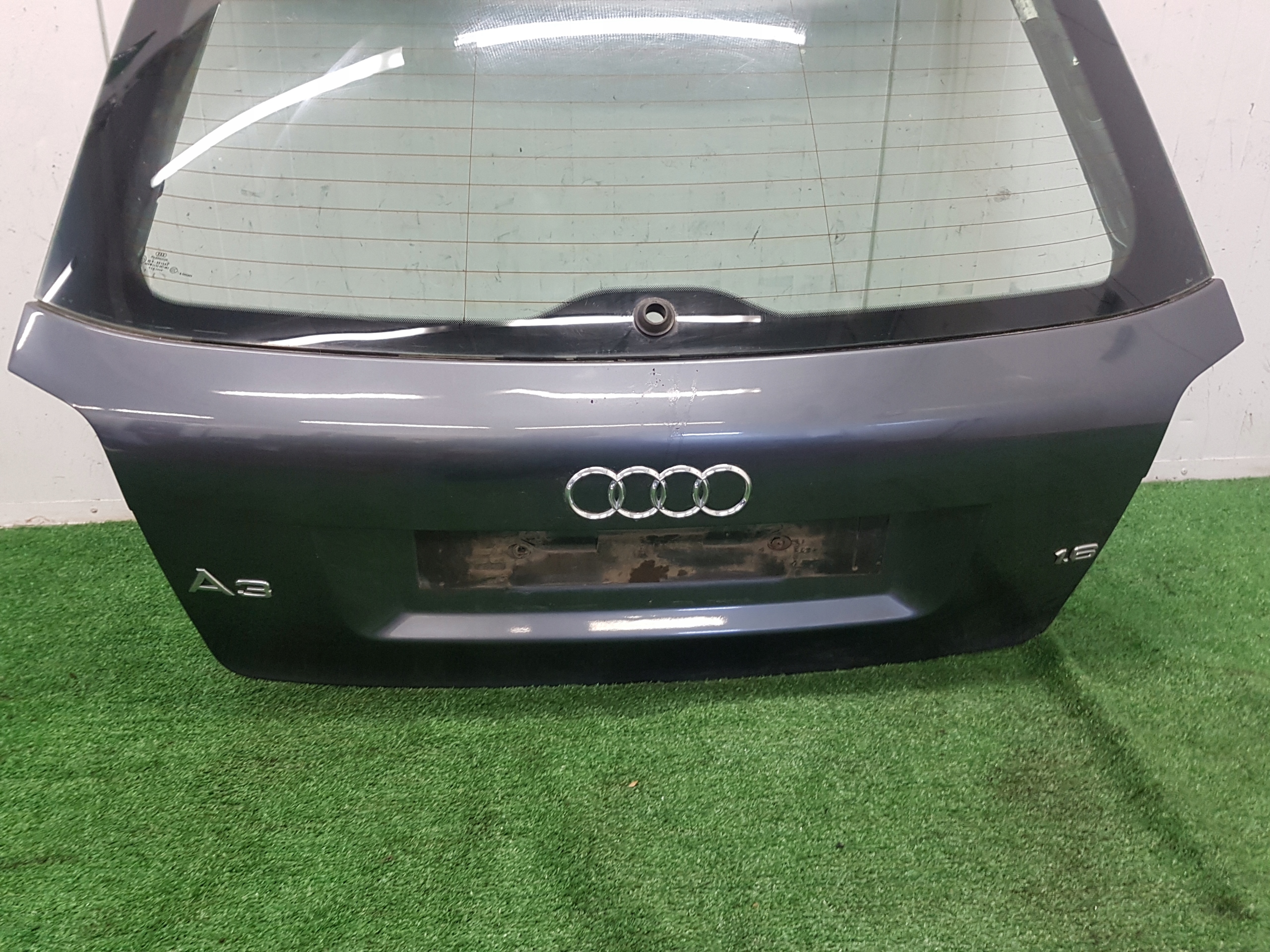 boot doors rear part AUDI A3 8P 3D LX7Z