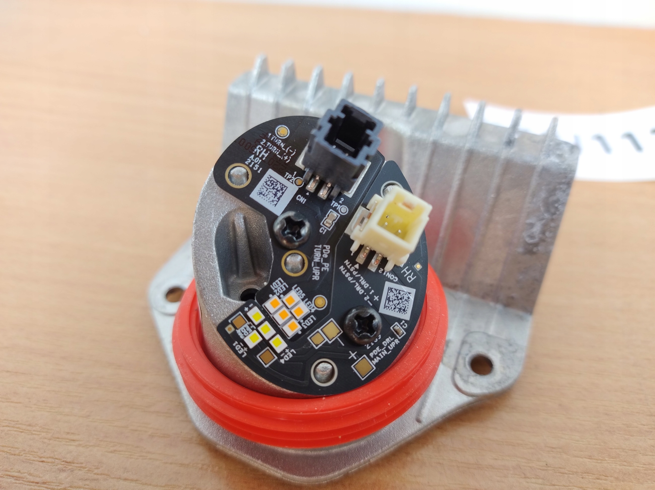 HYUNDAI I30 3 III LIFT module PRAWEJ lights control unit LED K76/113