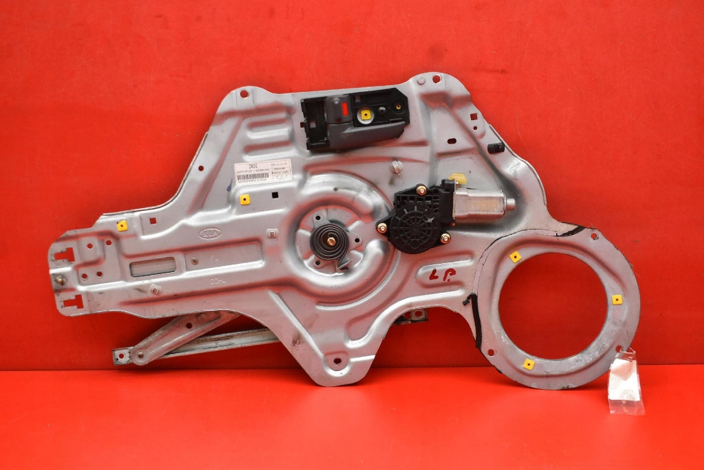 window regulator left front EU 82470-2F020 KIA CERATO 1 and 04-06