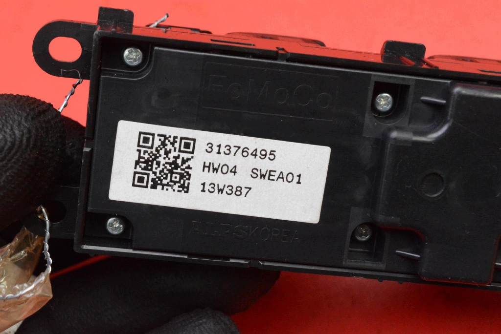 control panel of the window EU 31376495 VOLVO V40 2 II 12-16