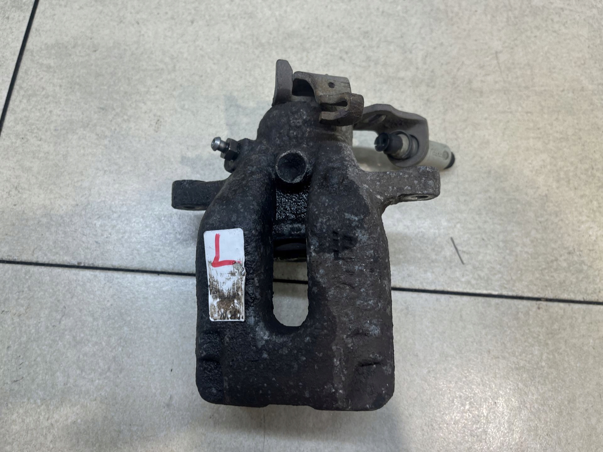 caliper brake rear part left CITROEN C4 1.6 B 16V