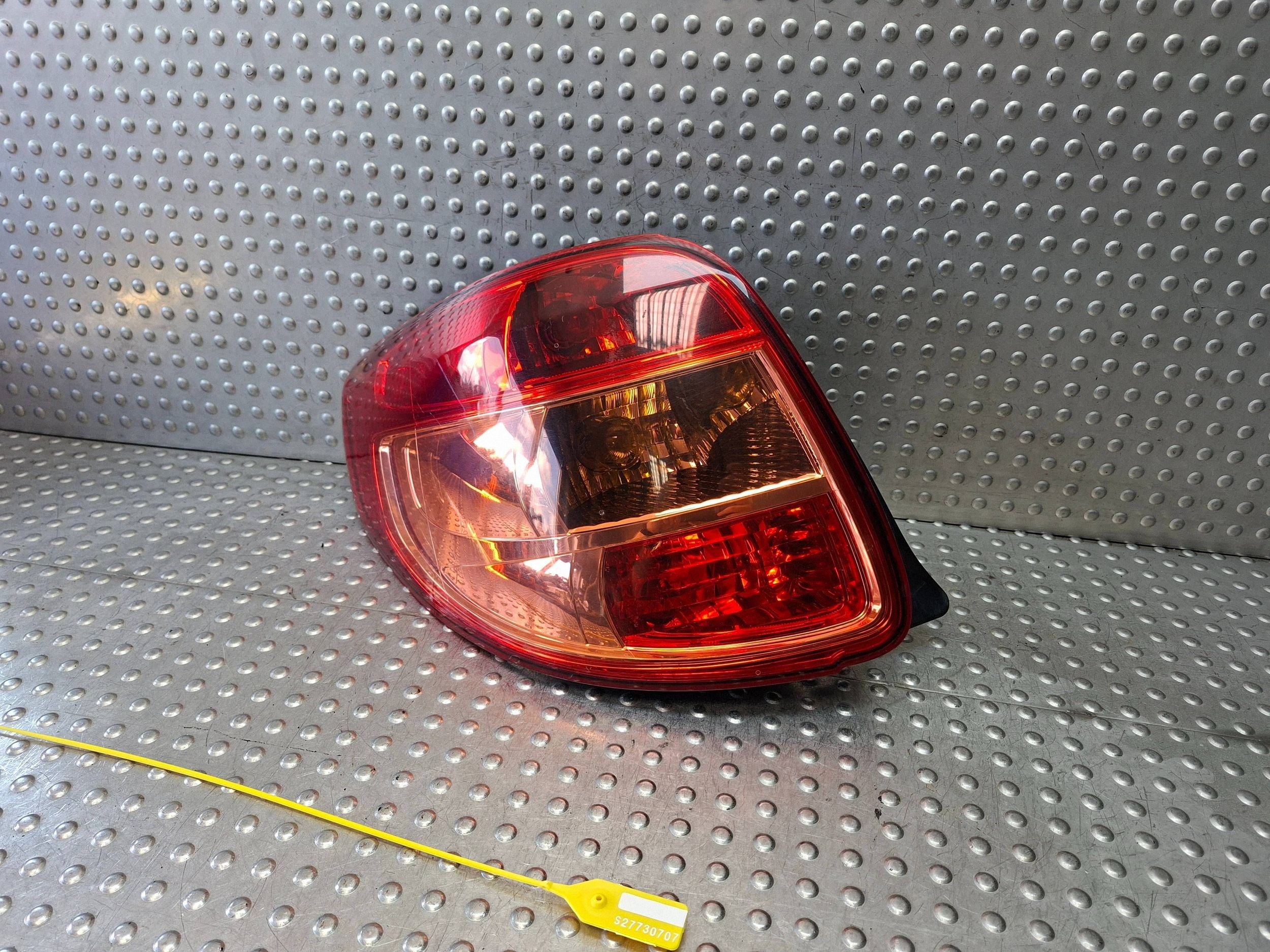 light rear part left SUZUKI SX4 SEDICI 06- EU