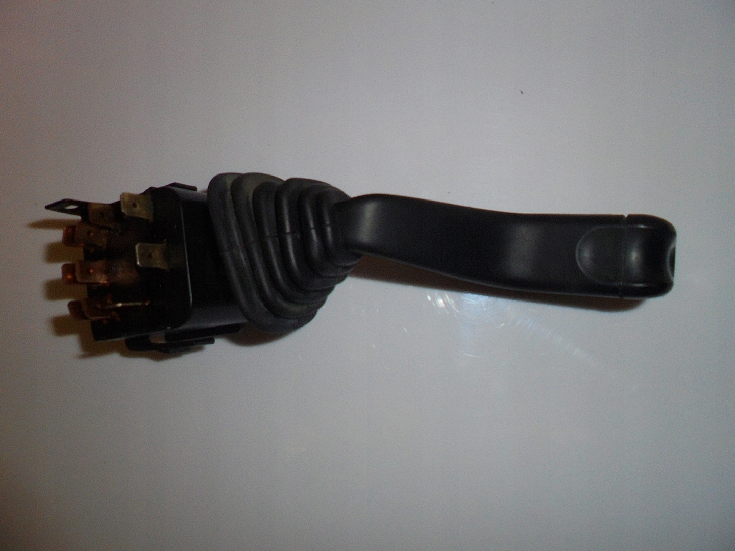 Bouton Indicateurs de direction OPEL 90221174