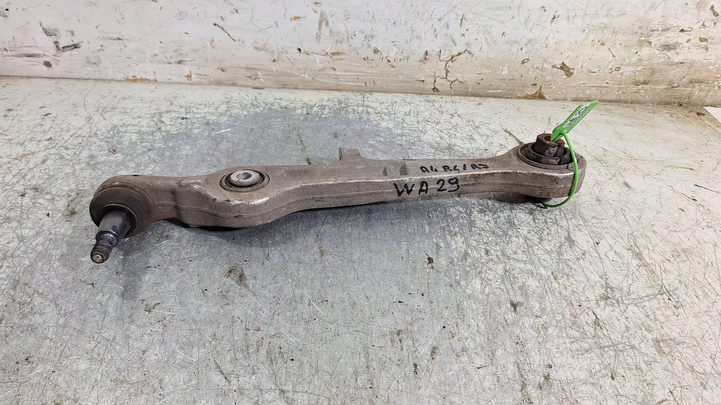 Querlenker vorne unterer rechts 8E0407156E AUDI A4 B6 B7