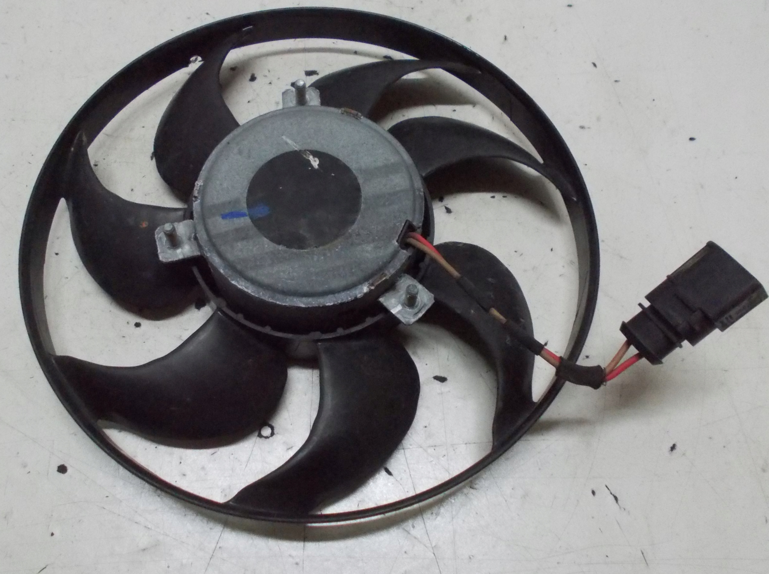 AUDI A3 8P ventilátor vrtule chladiče 1K0959455ES