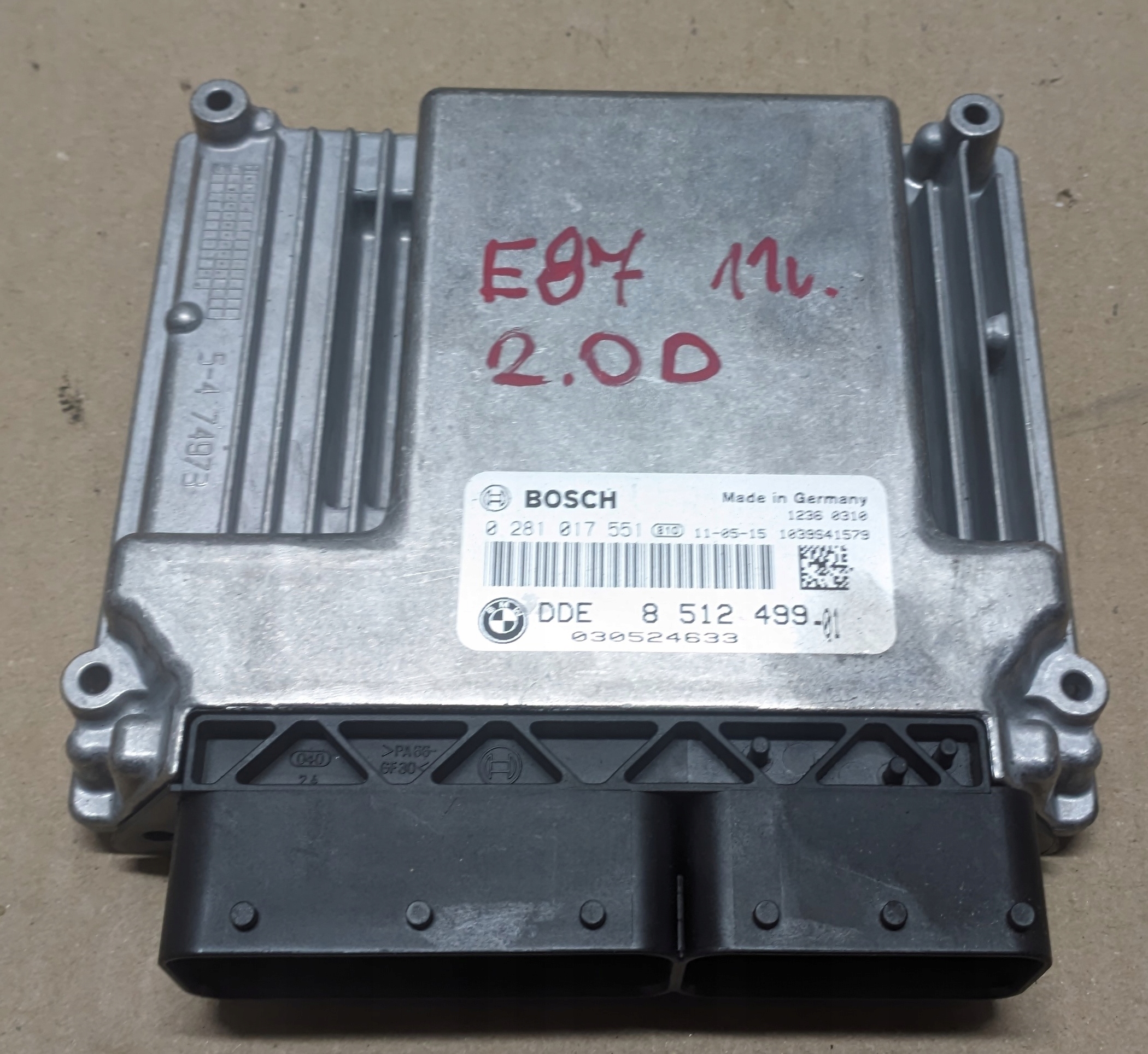 BMW E87 2.0D 11R computer control unit of the engine 8512499