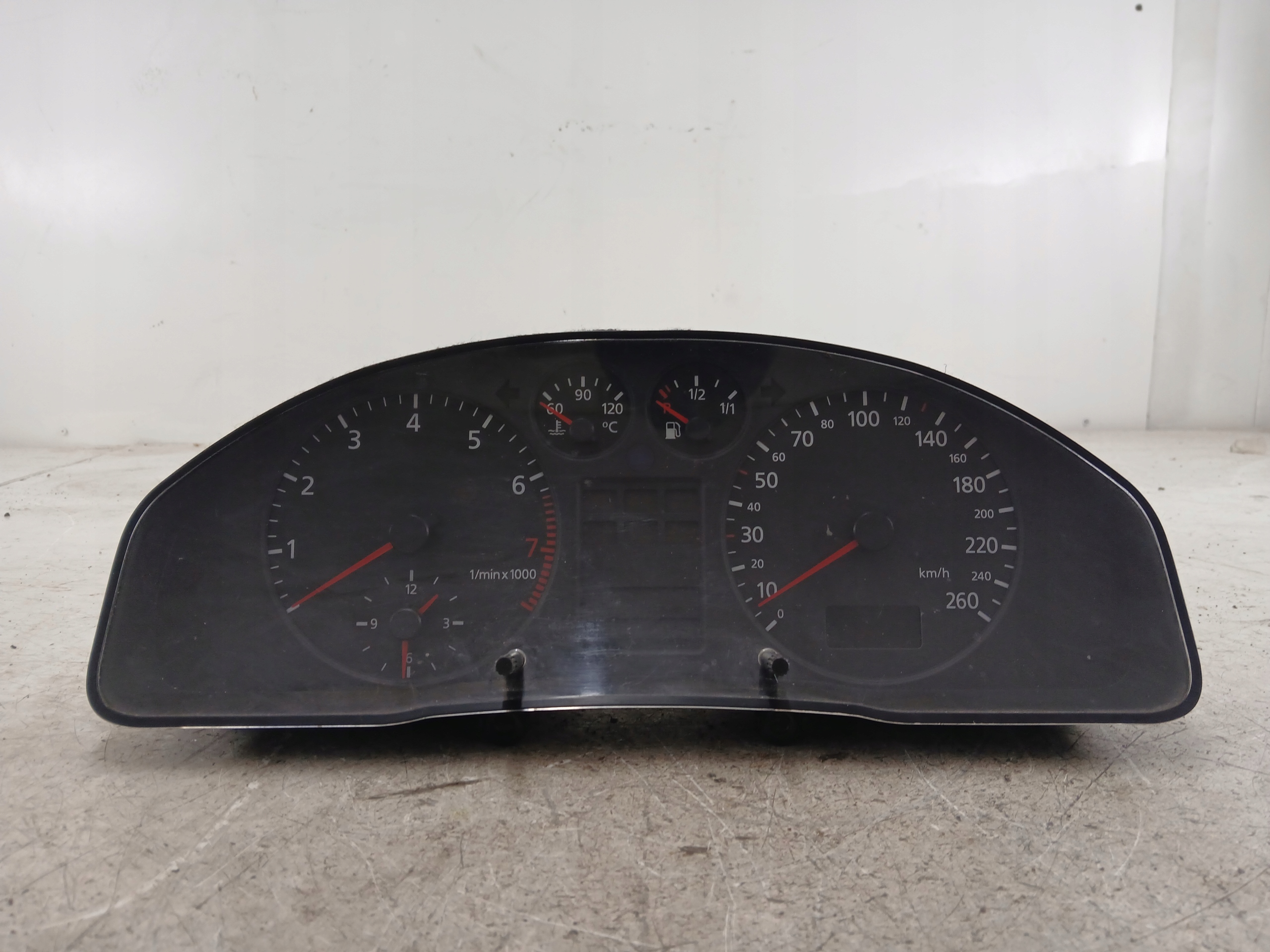 AUDI A4 B5 1.8 T dials dials 8D0919860G